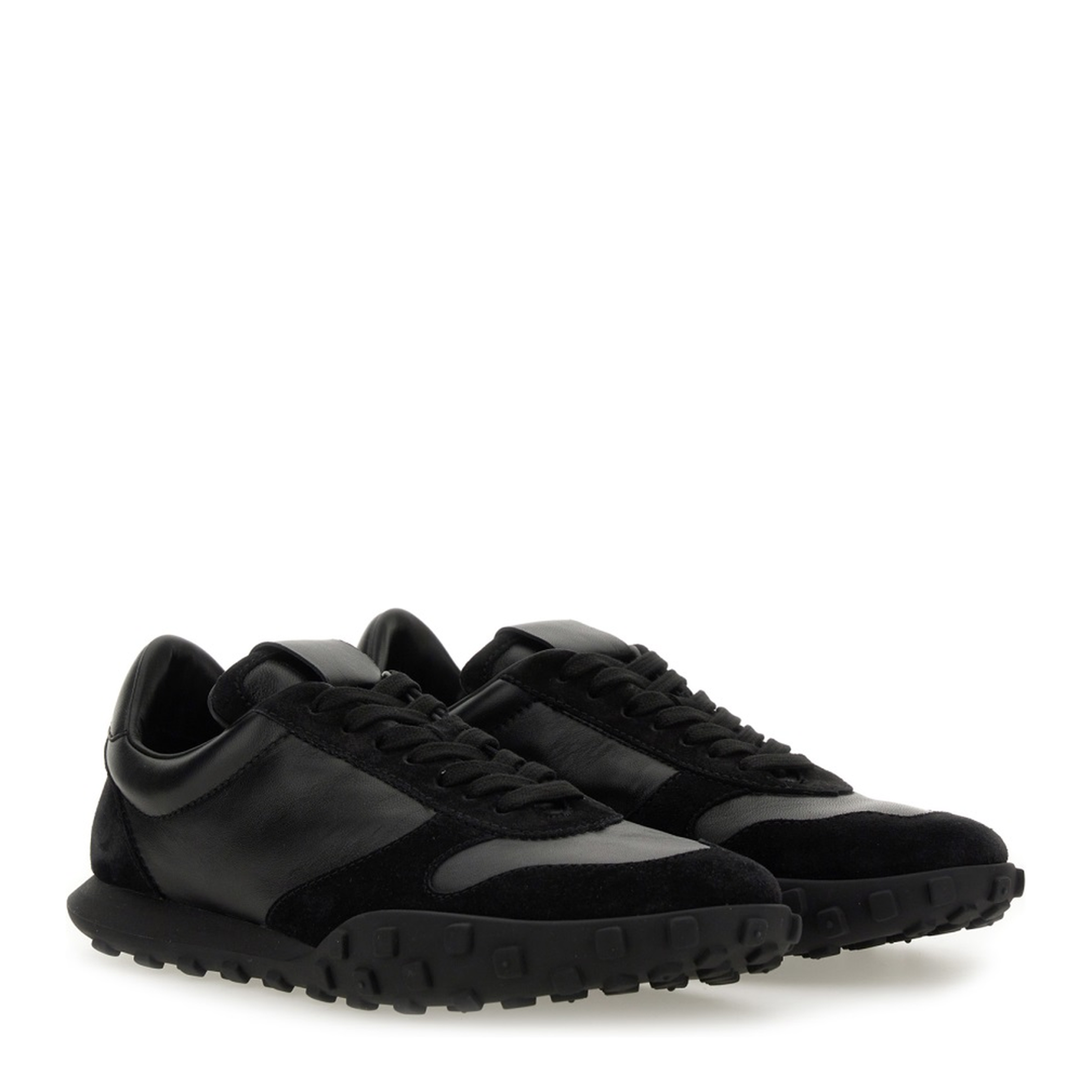 Low Top Sneaker - Image 3