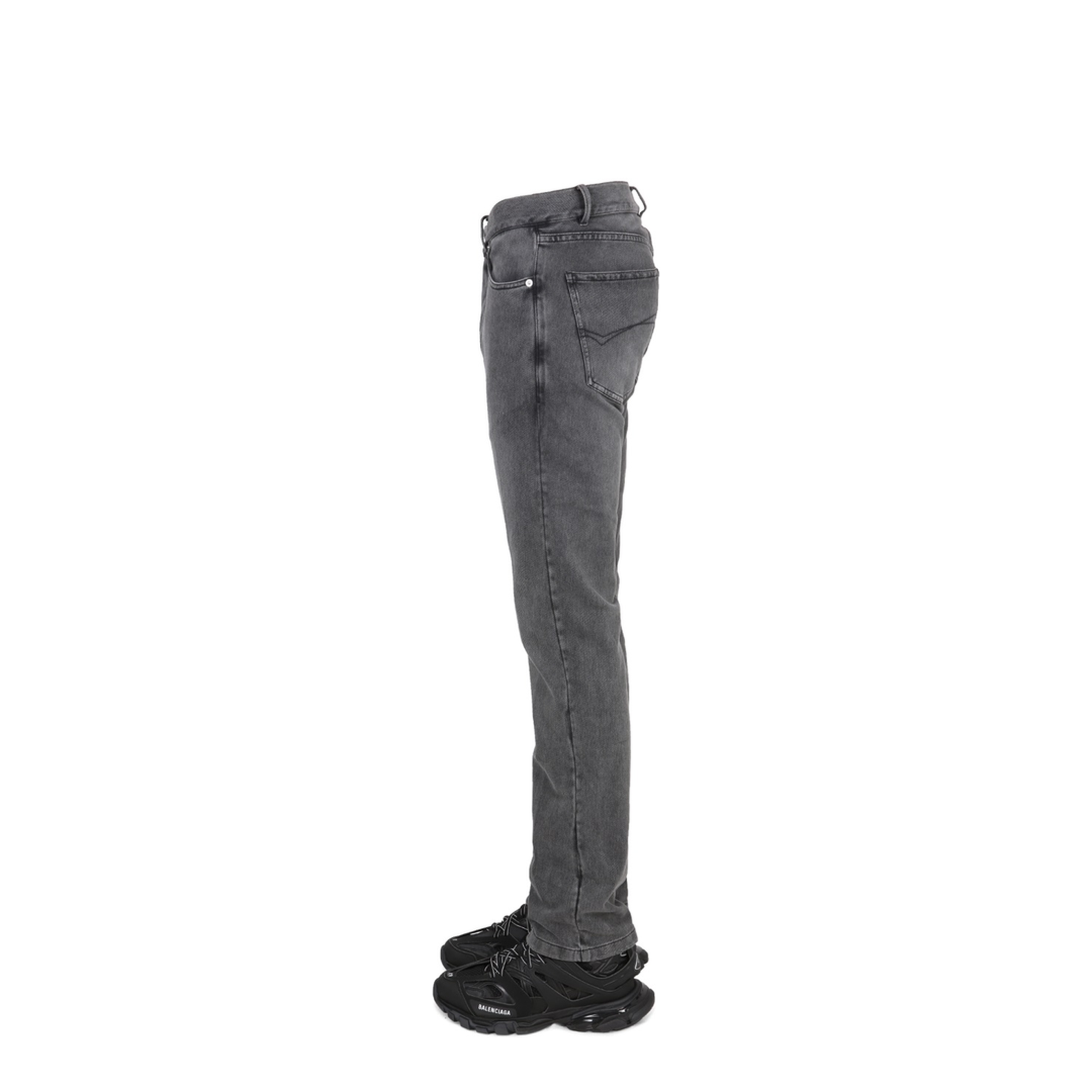 Jeans Con Patch Logo - Image 3