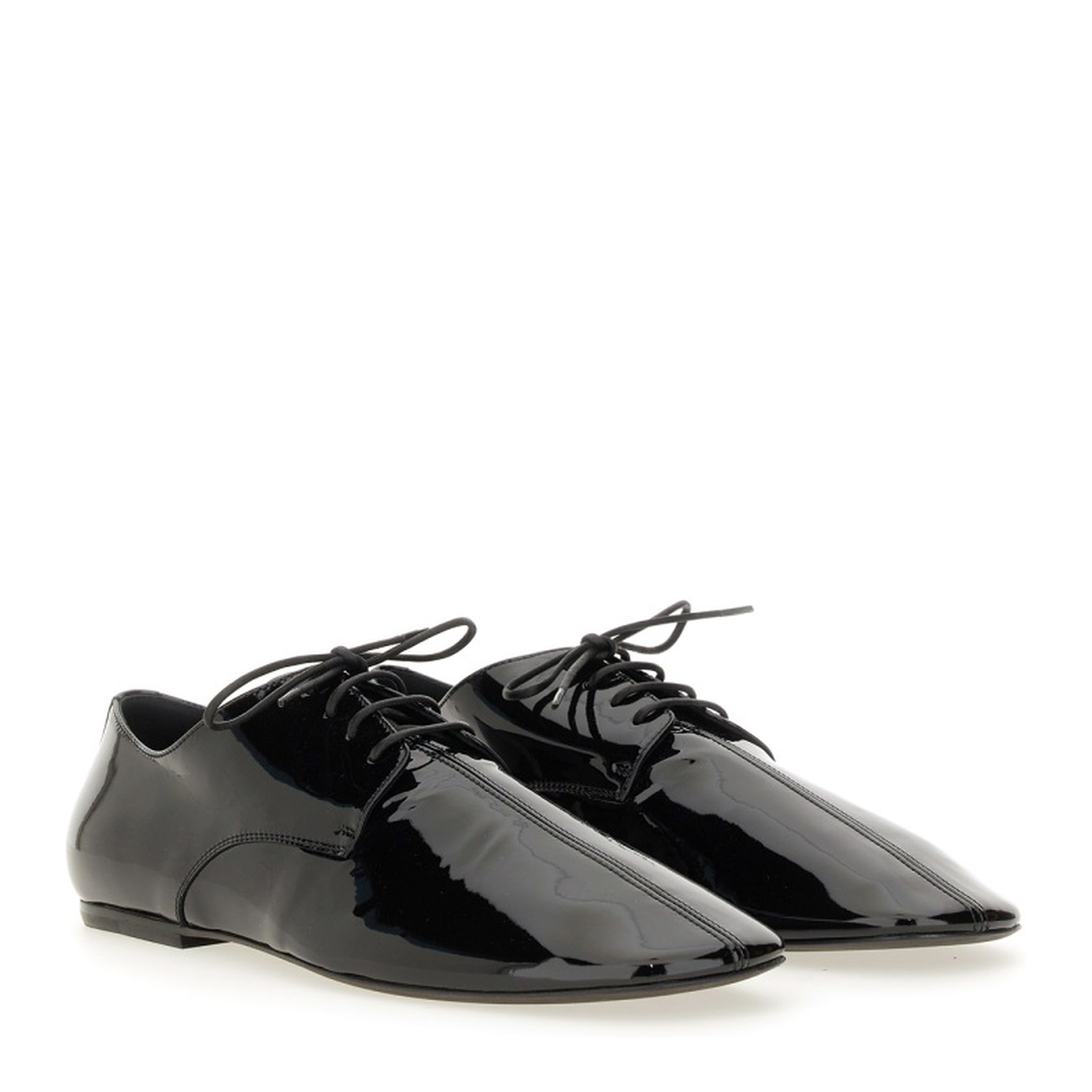 Shiny Leather Lace-Up Shoe - Image 2