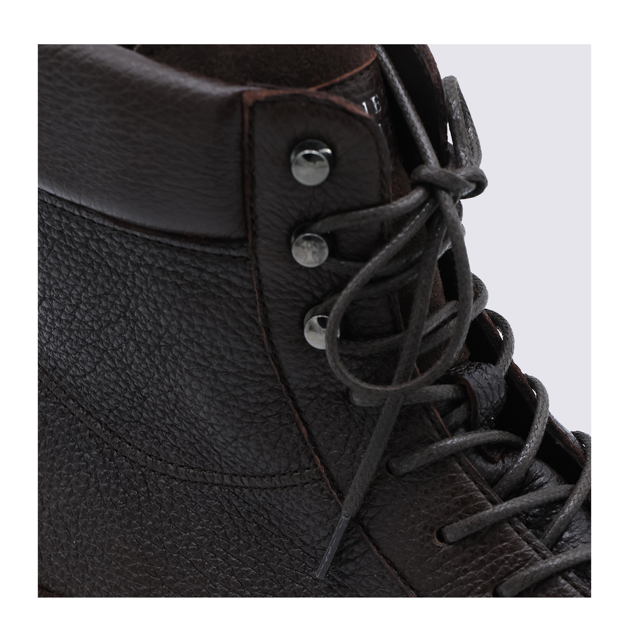Boots - Image 8