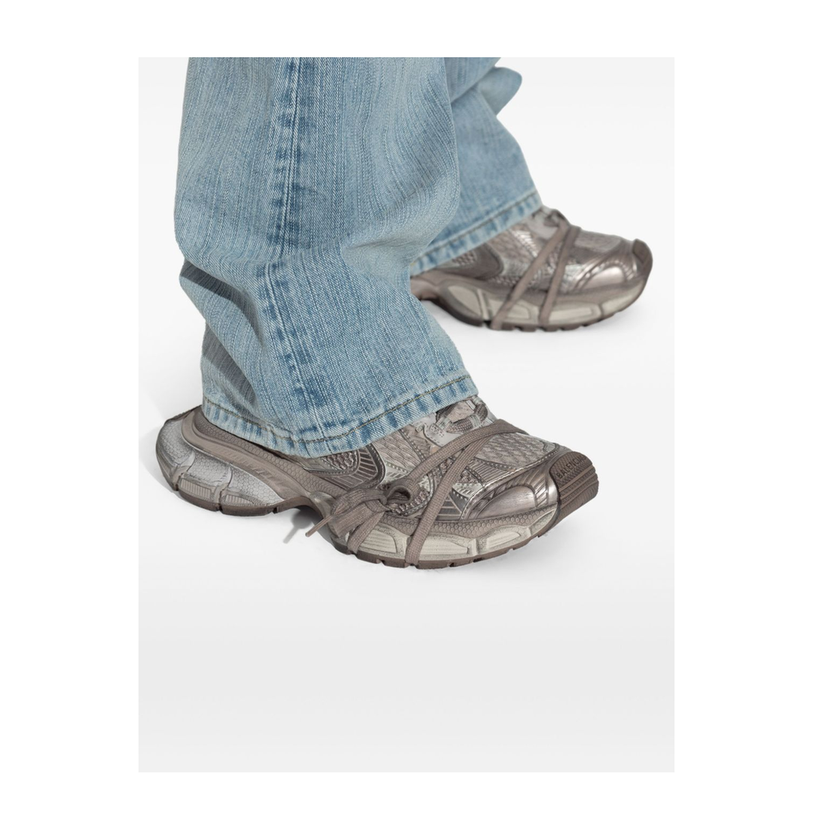 3XL Sneaker in Taupe - Image 3