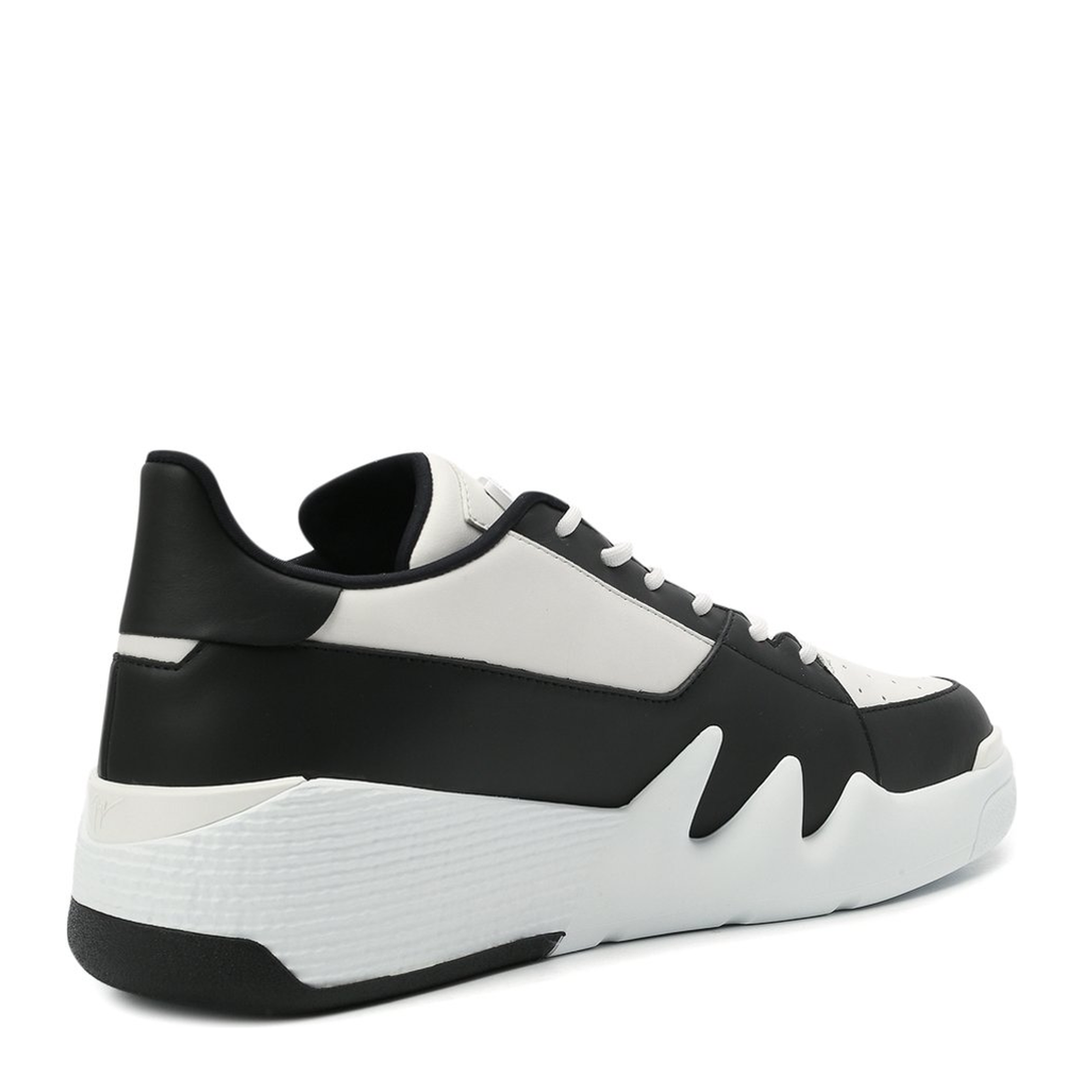 Sneaker - Image 2