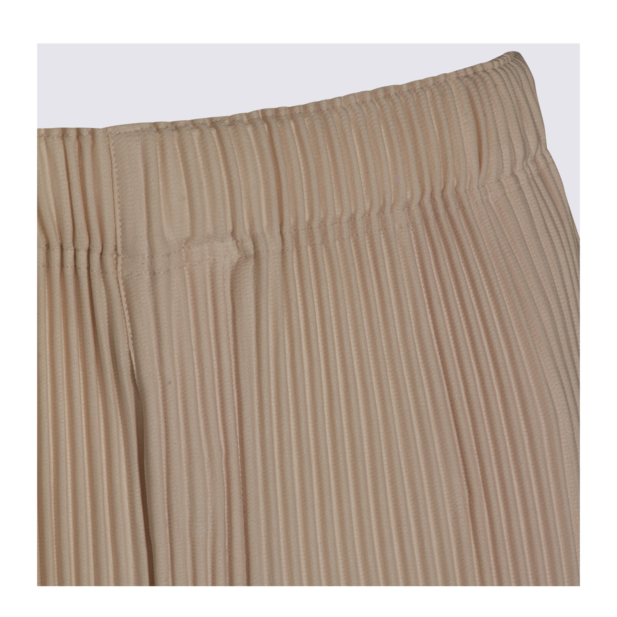 HOMME PLISSE ISSEY MIYAKE Shorts - Image 6