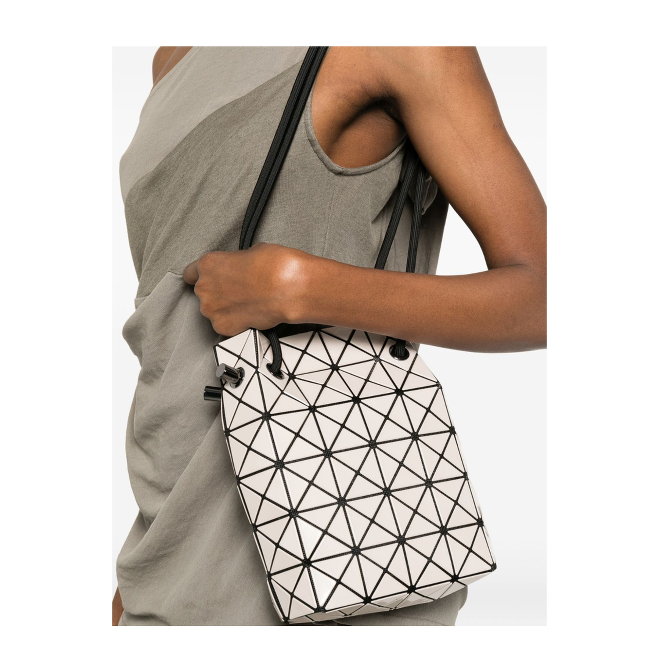WRING PVC Resin Bucket Bag - Beige - Image 3