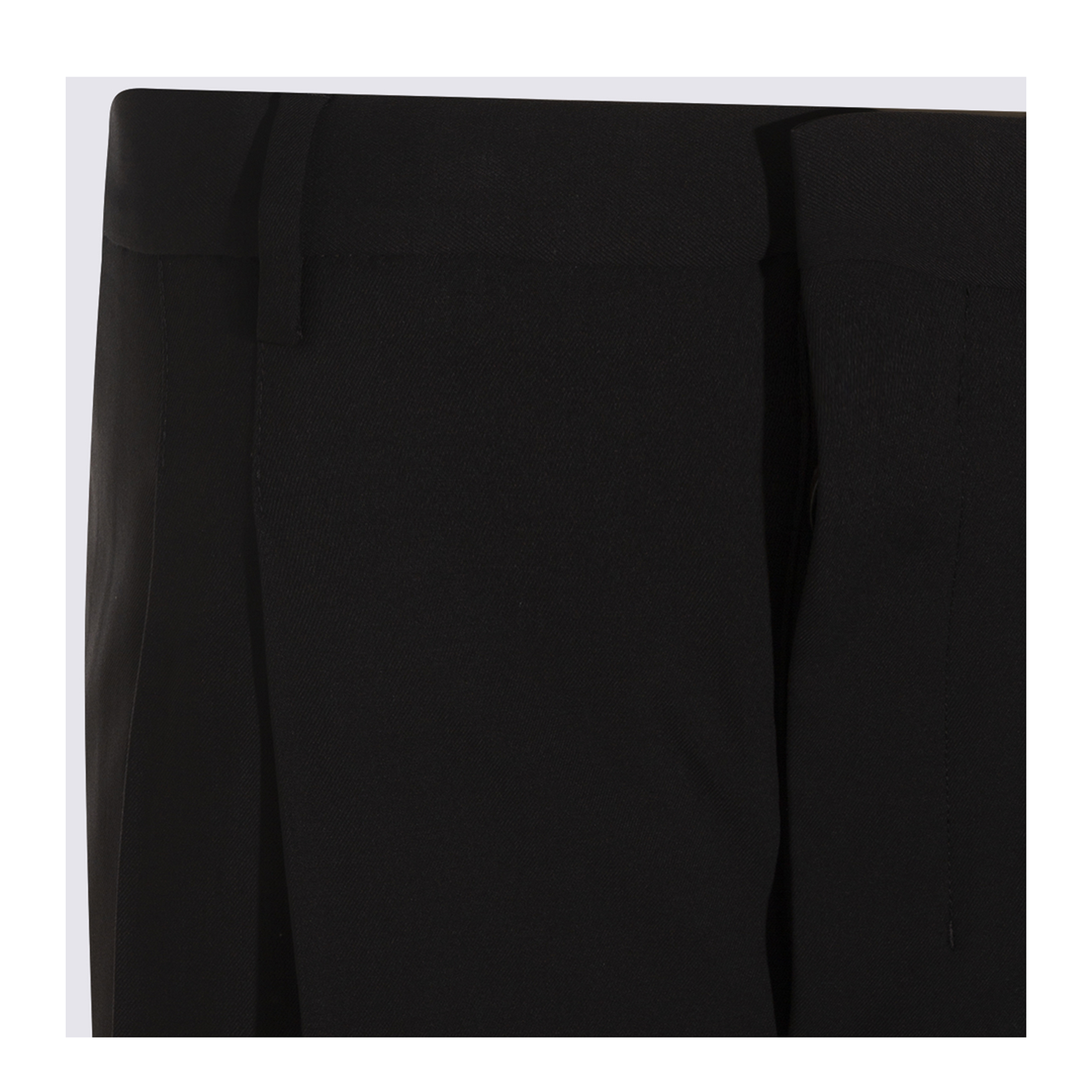 Black Pleated Bermuda Shorts in Cotton - Image 6