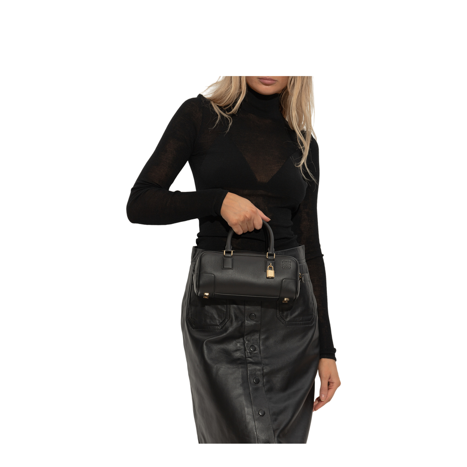 Amazona 23 Cropped Leather Shoulder Bag - Black - Image 2