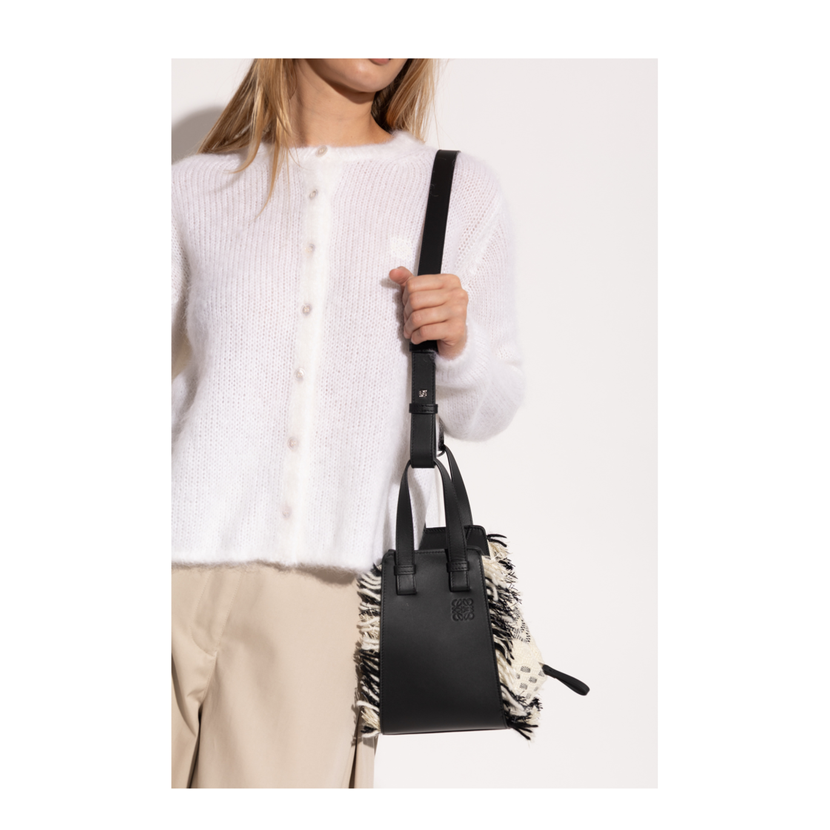 Hammock Handbag Black White - Image 2