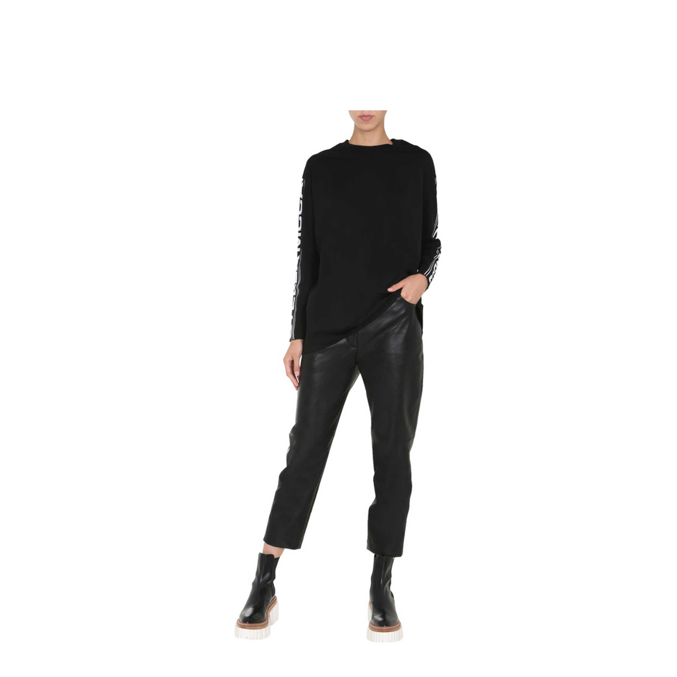 Round Neck T-Shirt - Image 2