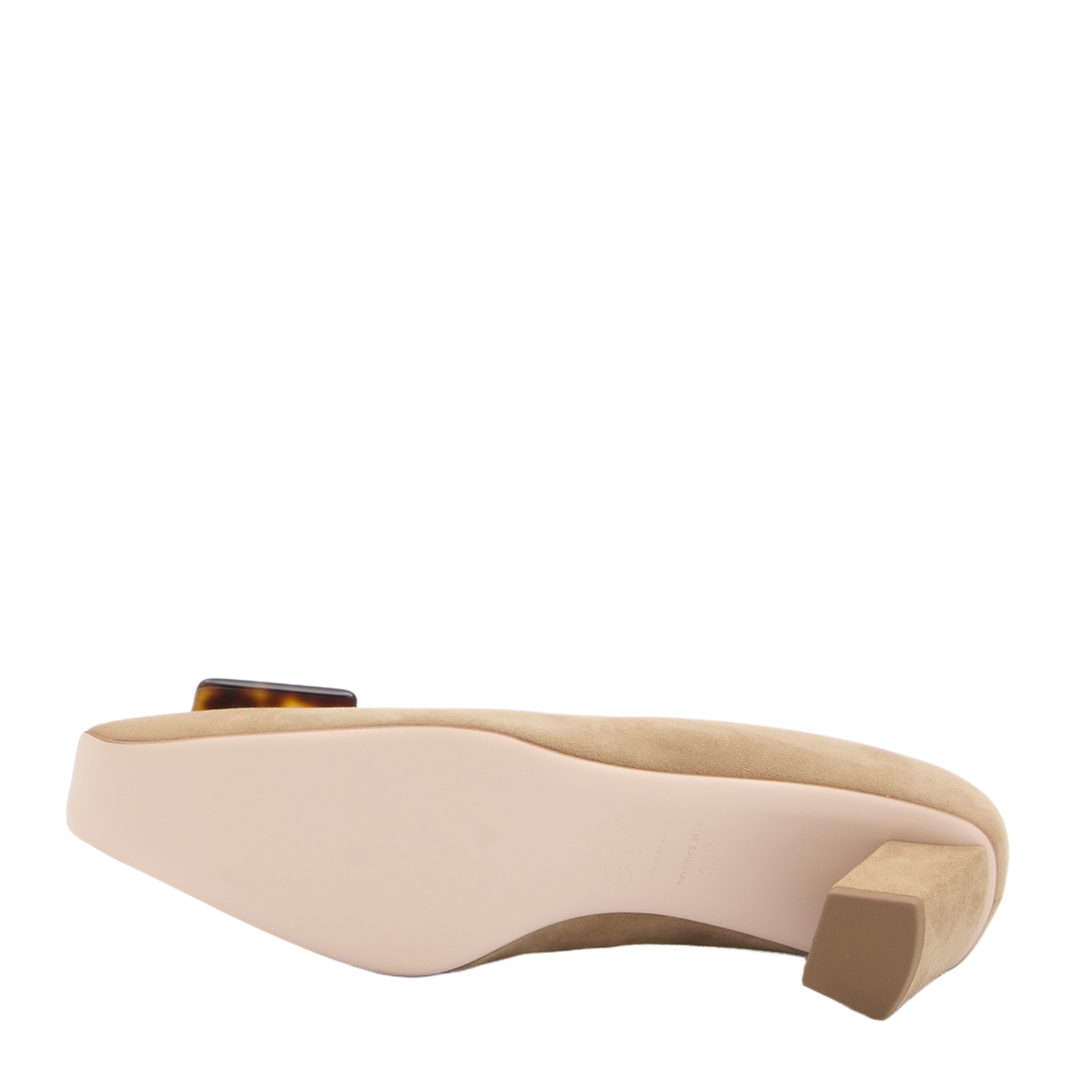 With Heel - Image 4