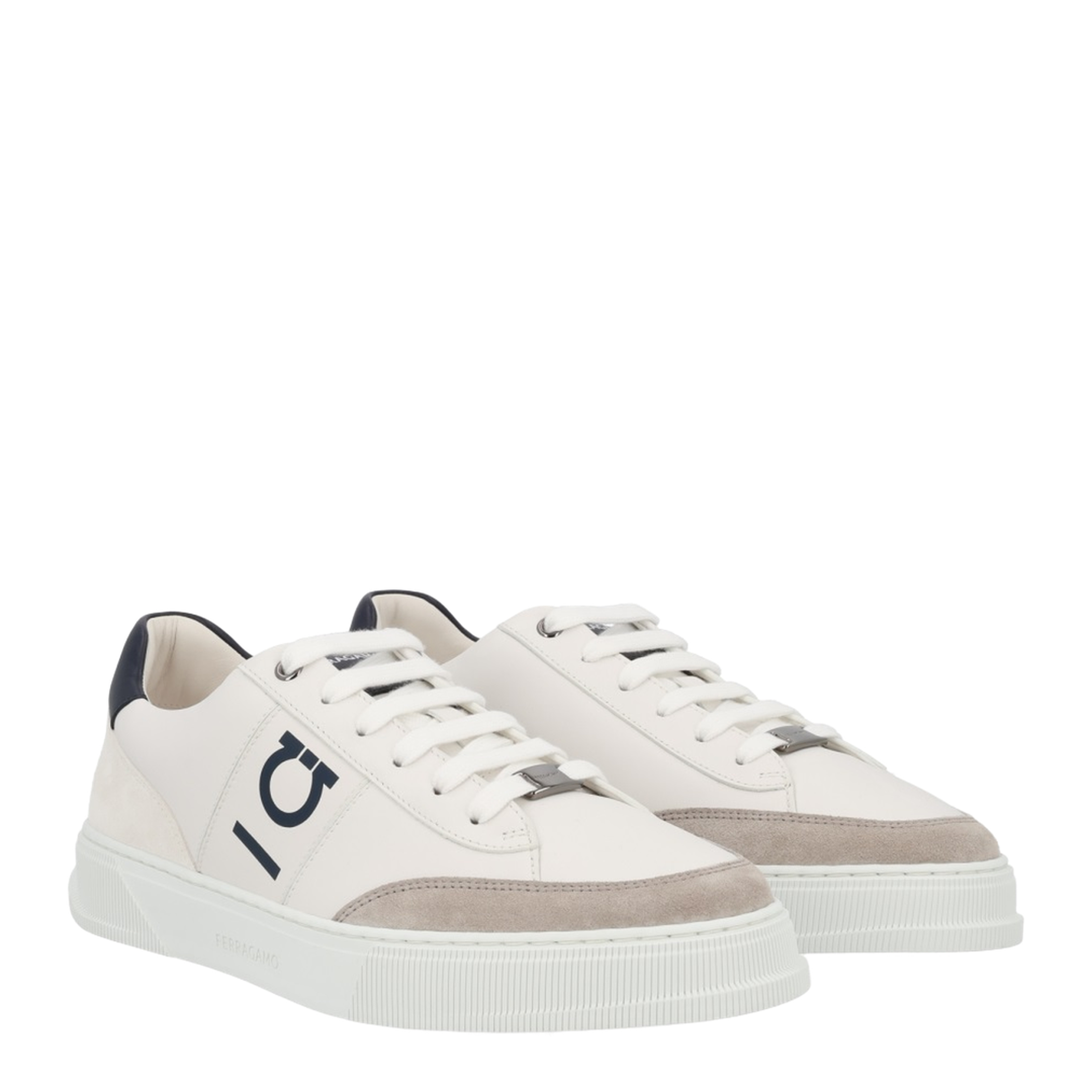 Bos Taurus Sneaker in White - Image 2