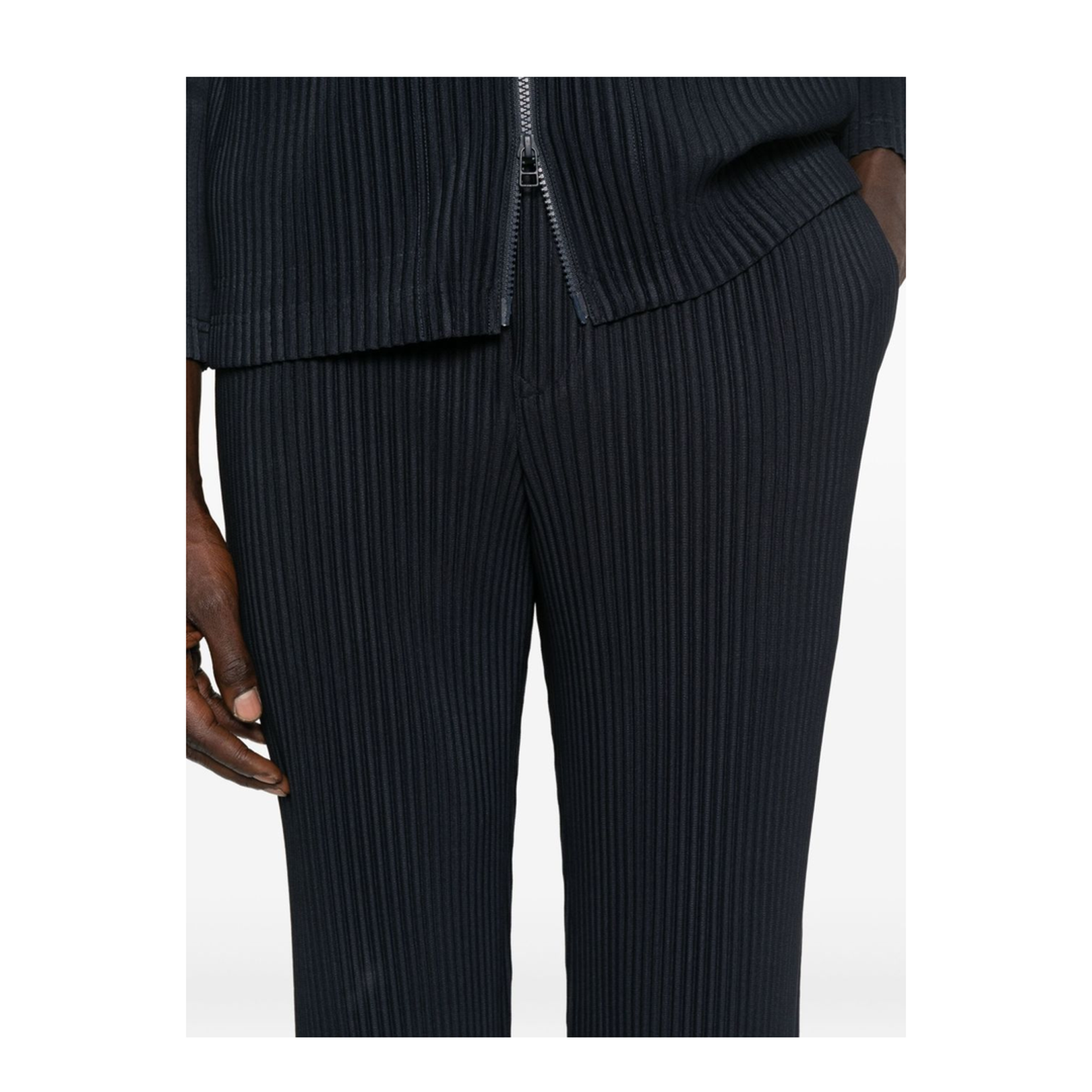 Plissé Finish Bag - Image 5