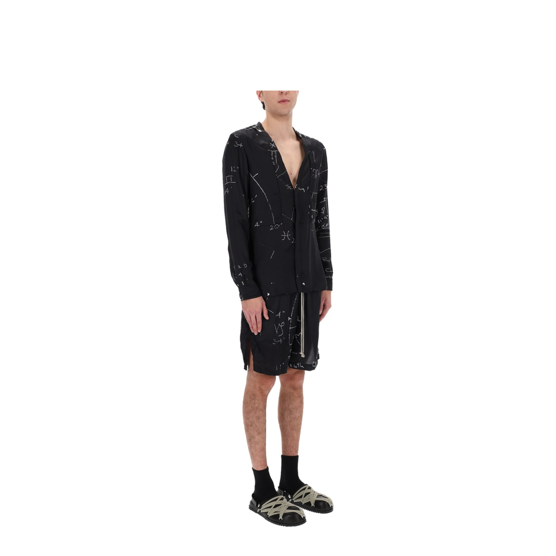 Drawstring-Fastening Shorts - Image 2