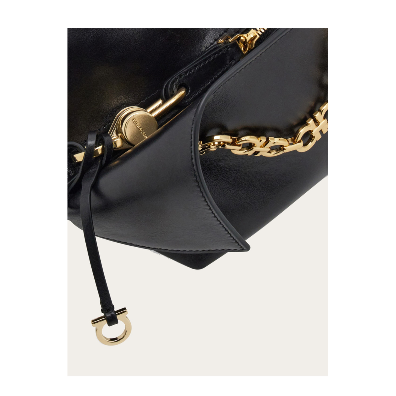 Folded Shoulder Bag (S) - Image 5