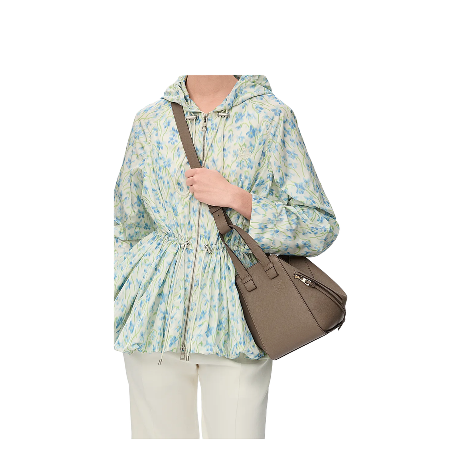 Compact Hammock Bag in Soft Grained Calfskin - Image 4