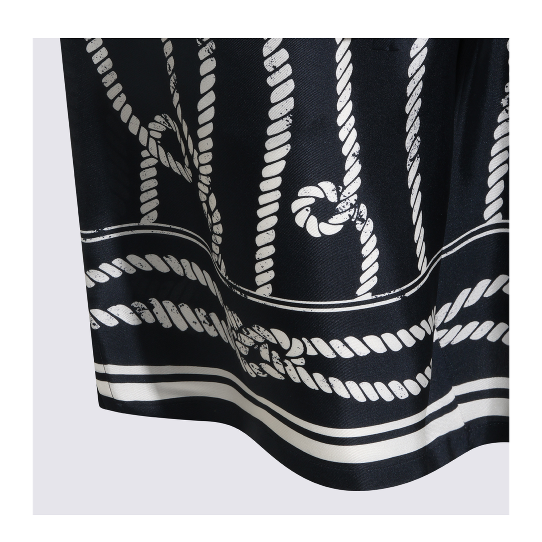 Shorts - Image 8