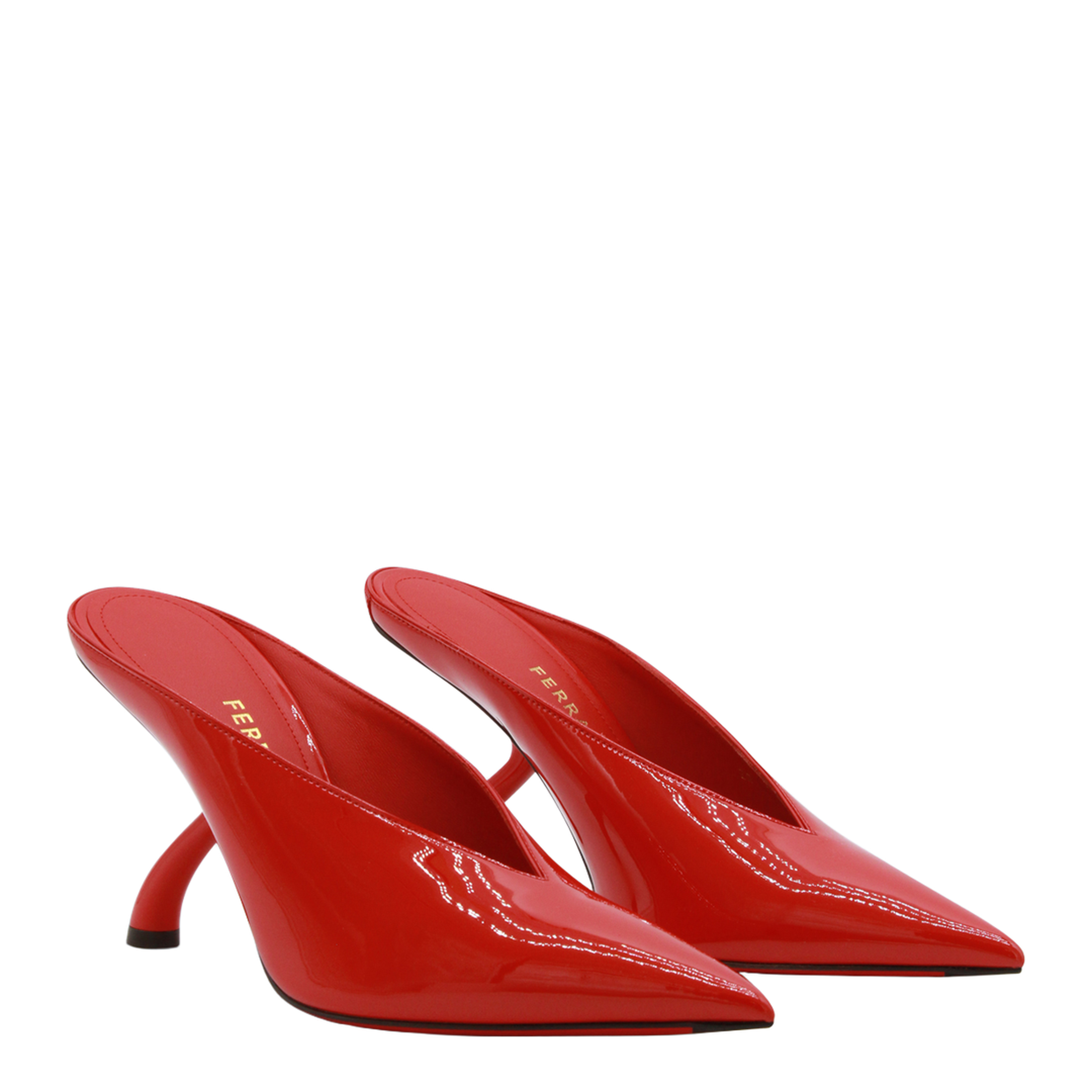 With Heel - Image 4