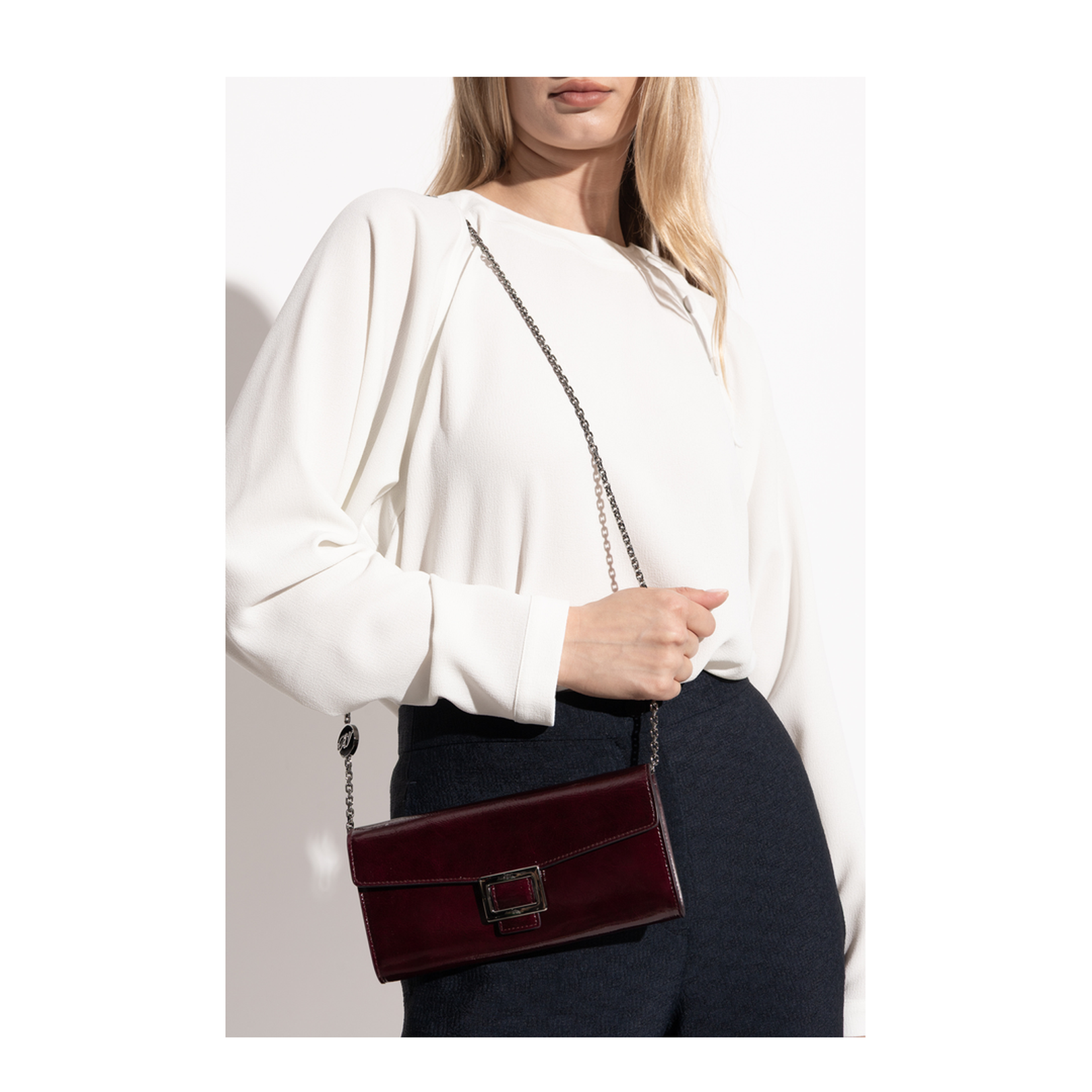 Belle Vivier Clutch - Image 2