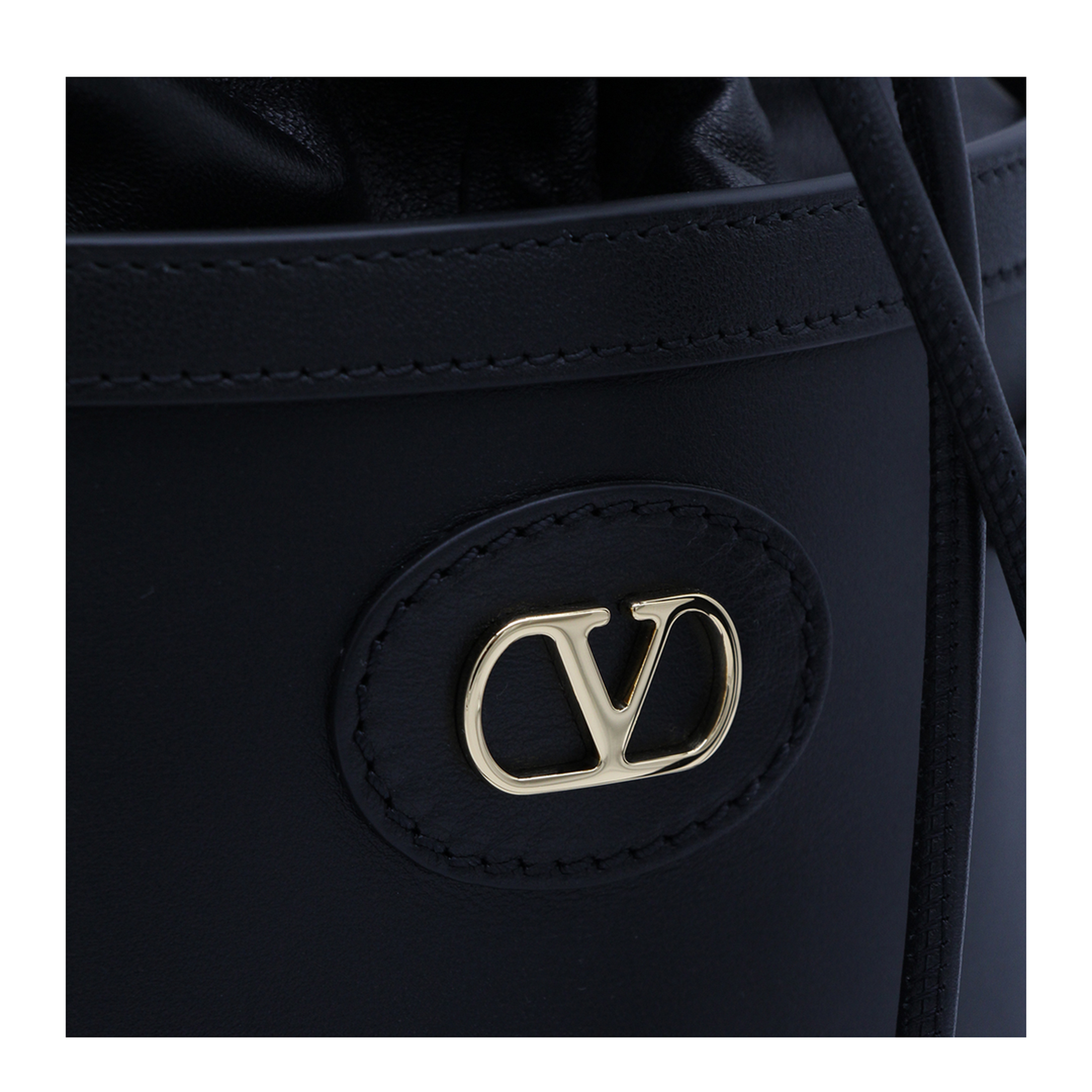 Antibes Bucket Bag Medium Leather - Black - Image 8