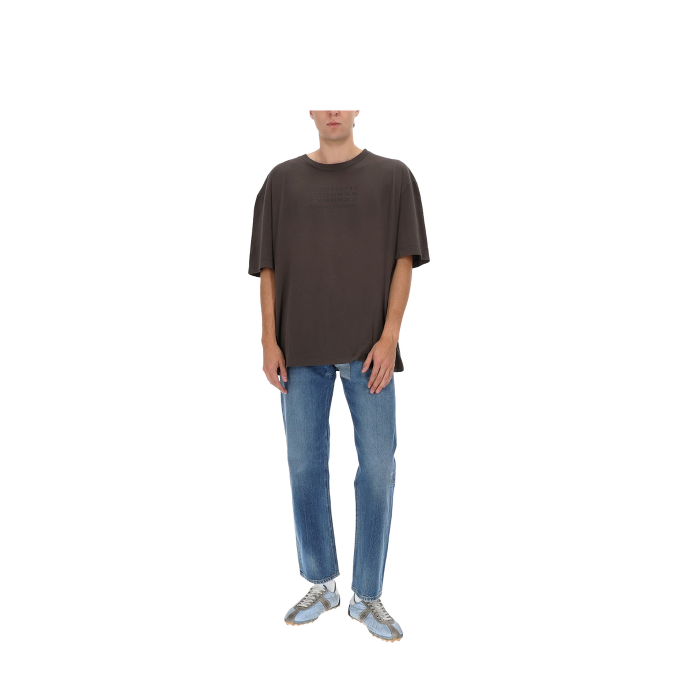 Jeans with patch - Image 2
