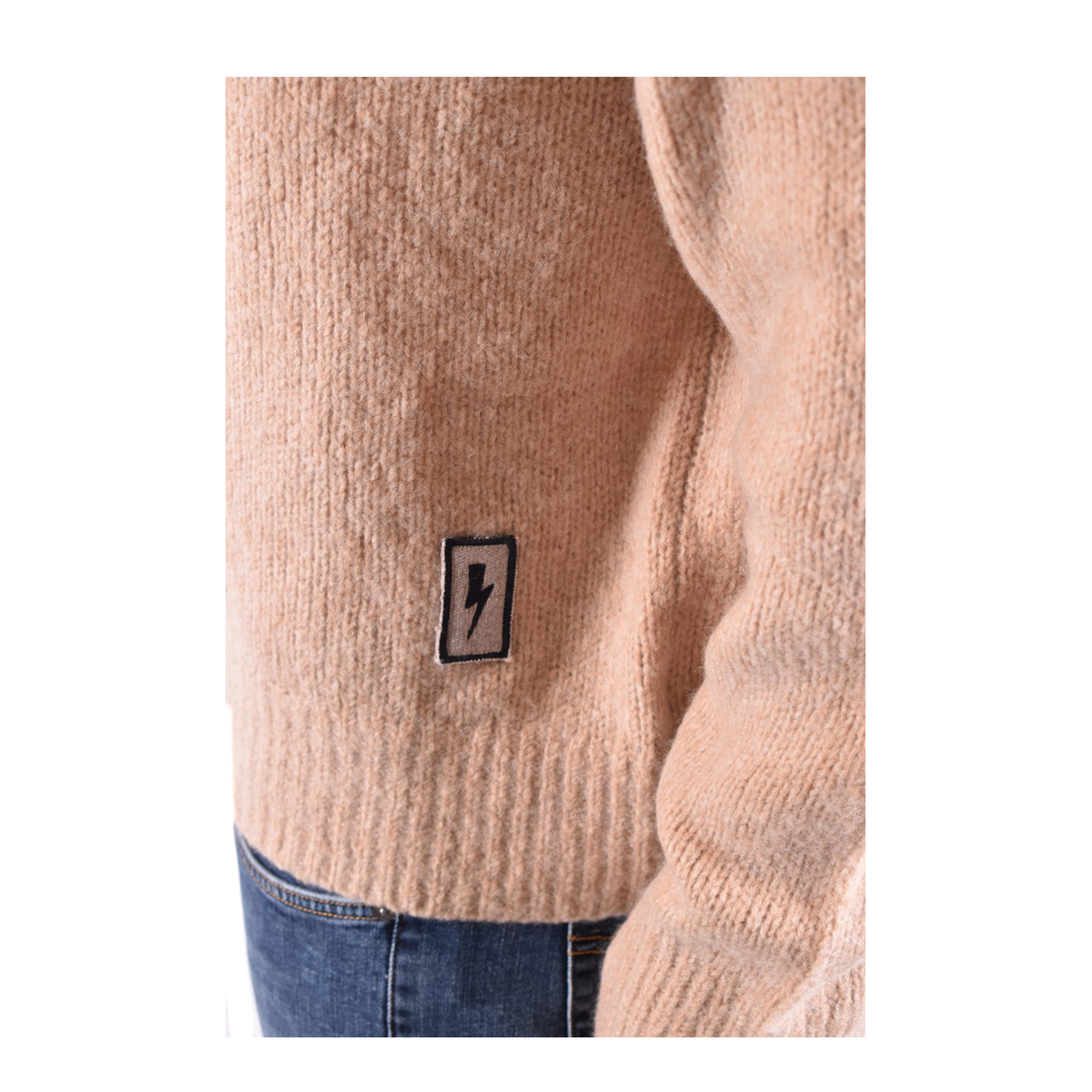 Sweaters - Image 6