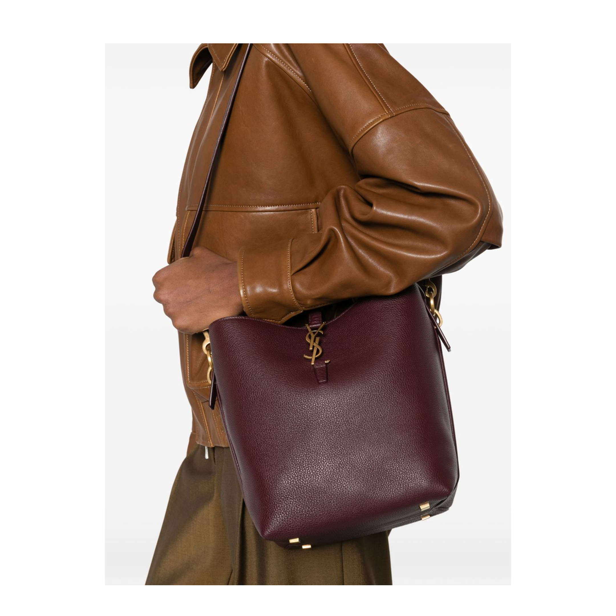 LE 37 Calf Leather Bucket Bag - Bordeaux - Image 4