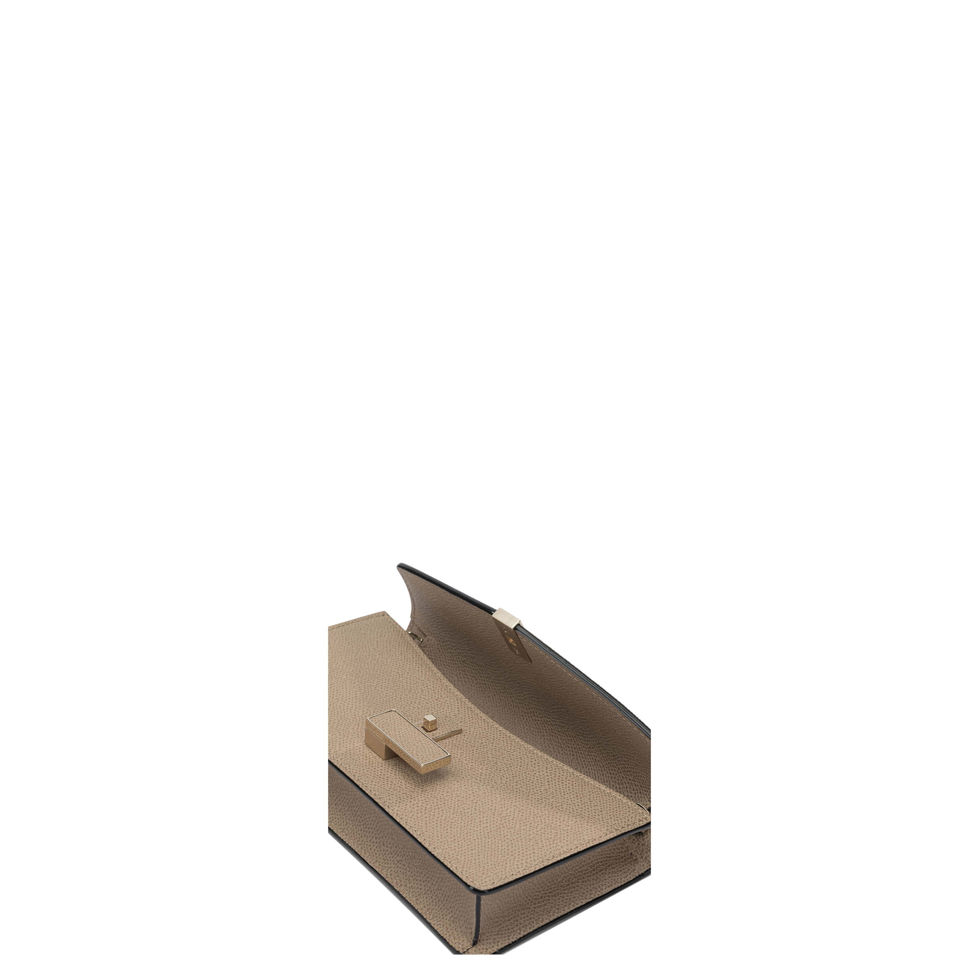 Clutch Iside With Chain - Image 5