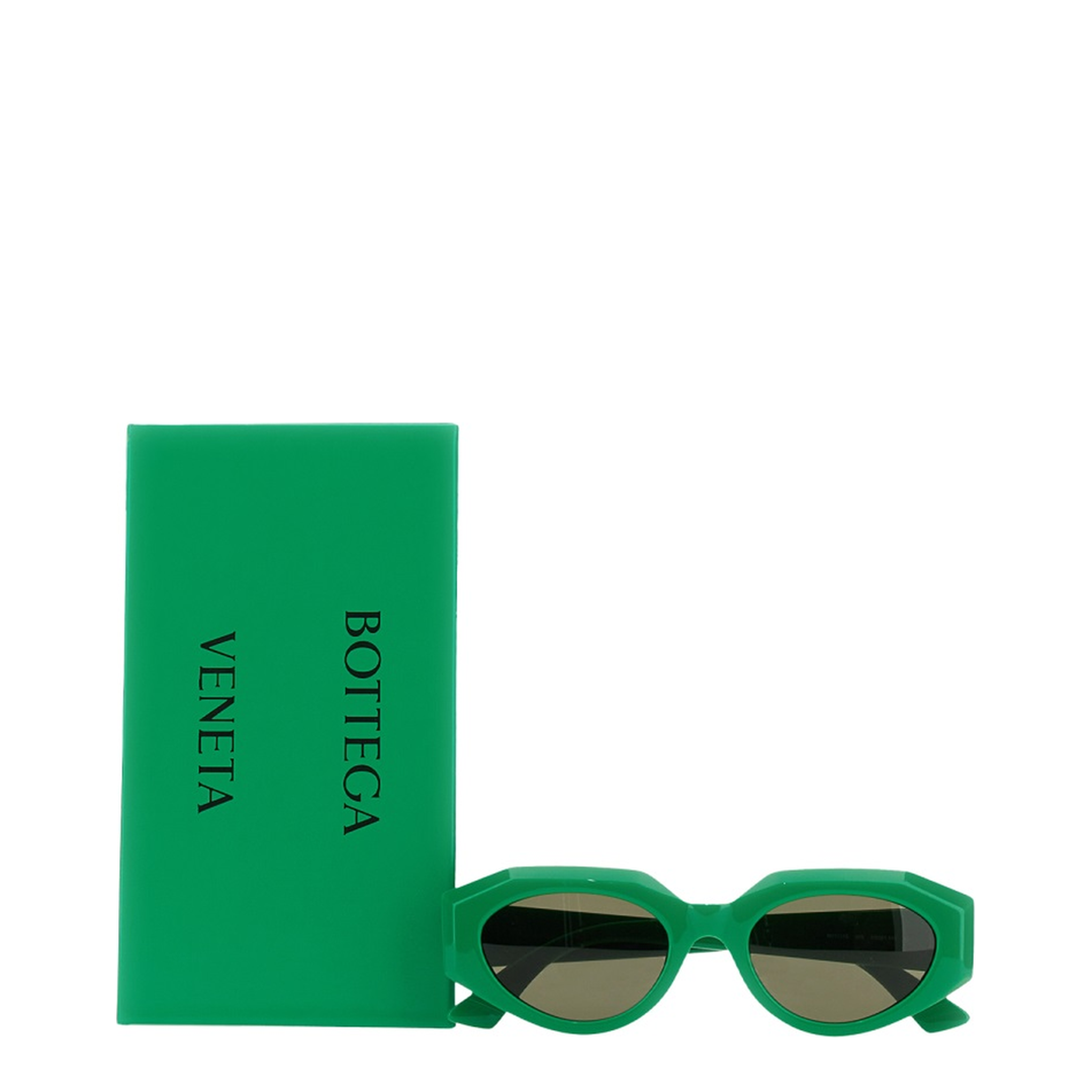 Cat Eye Sunglasses - Image 3