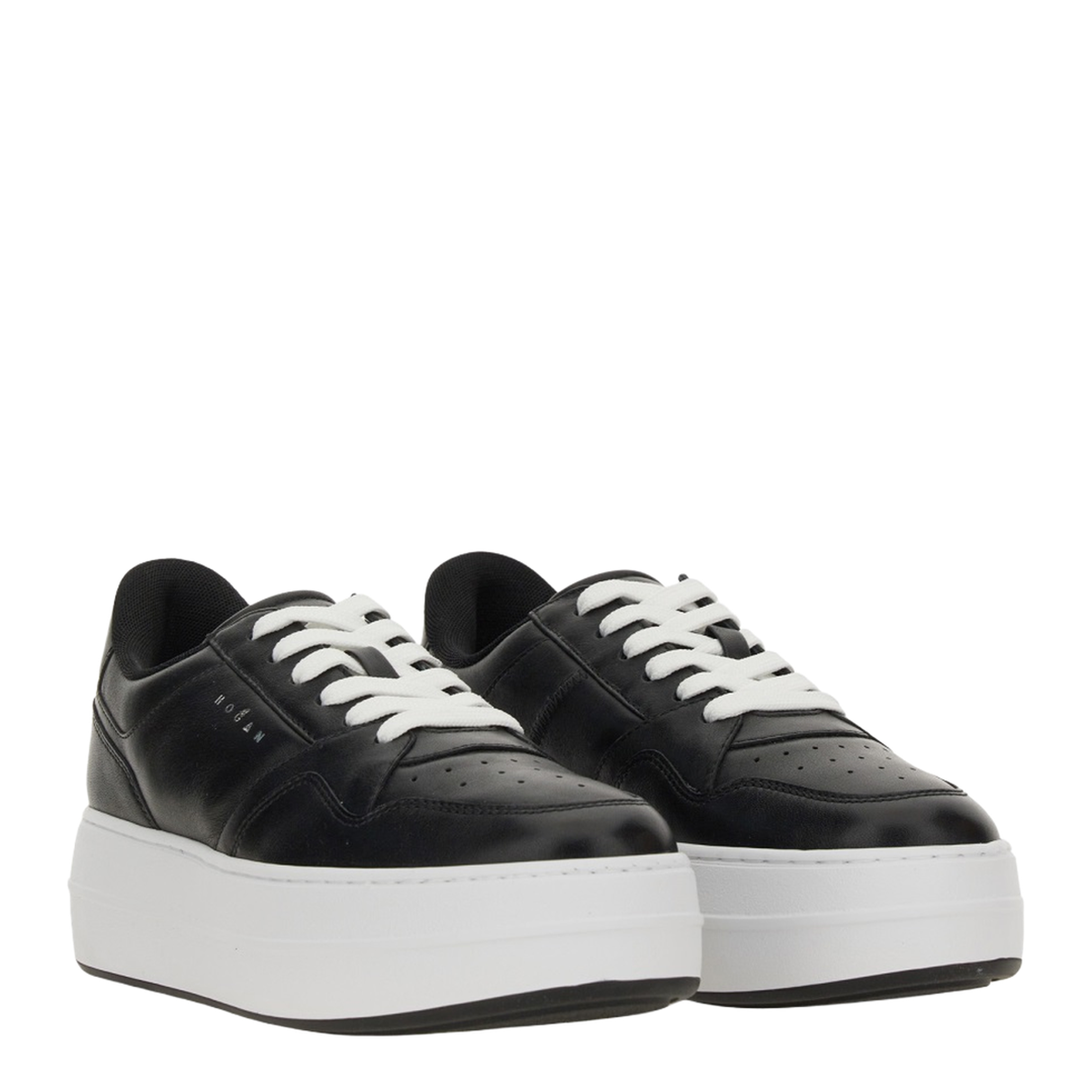 Sneaker Skyscraper - Image 3