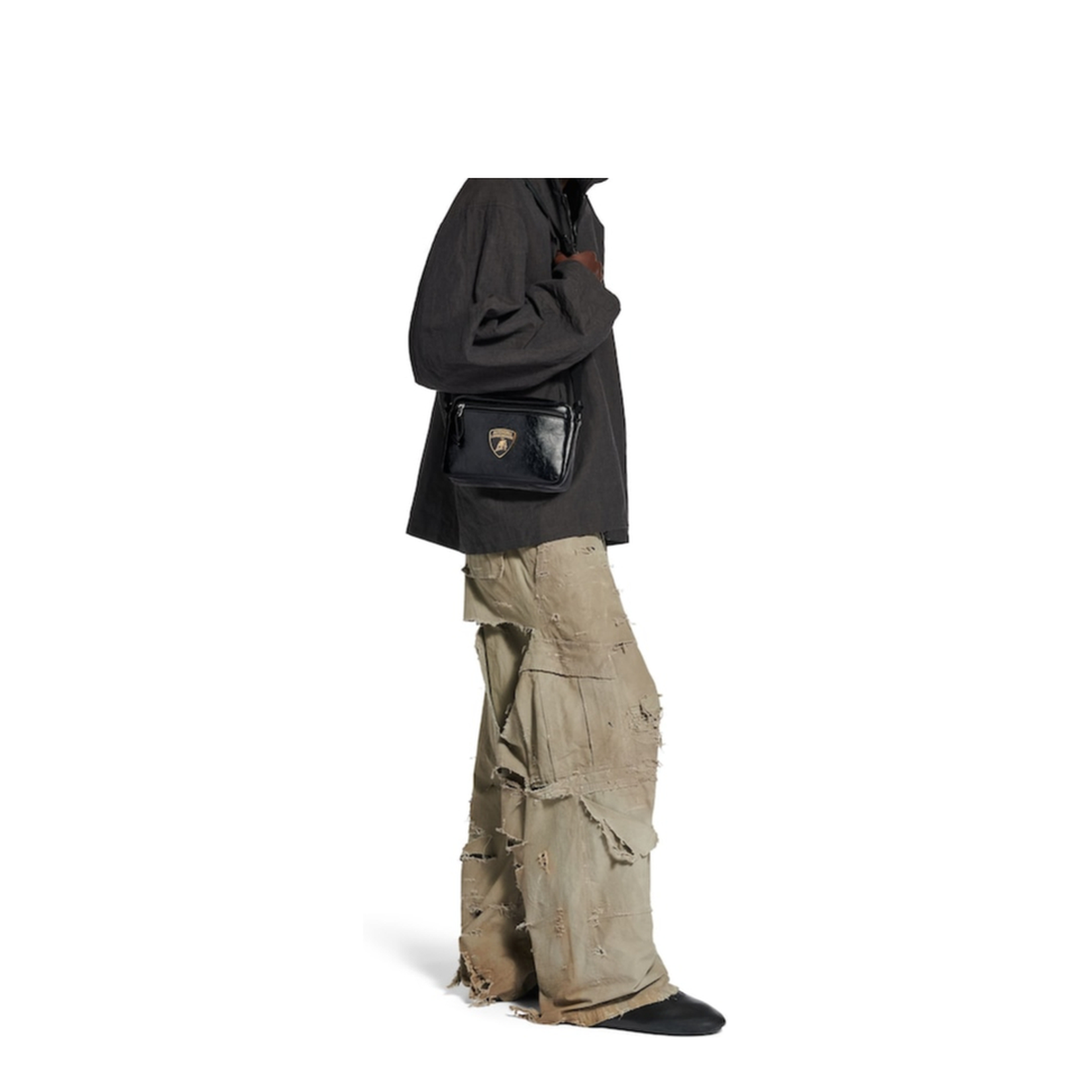 Explorer Shoulder Bag in Black - Image 4