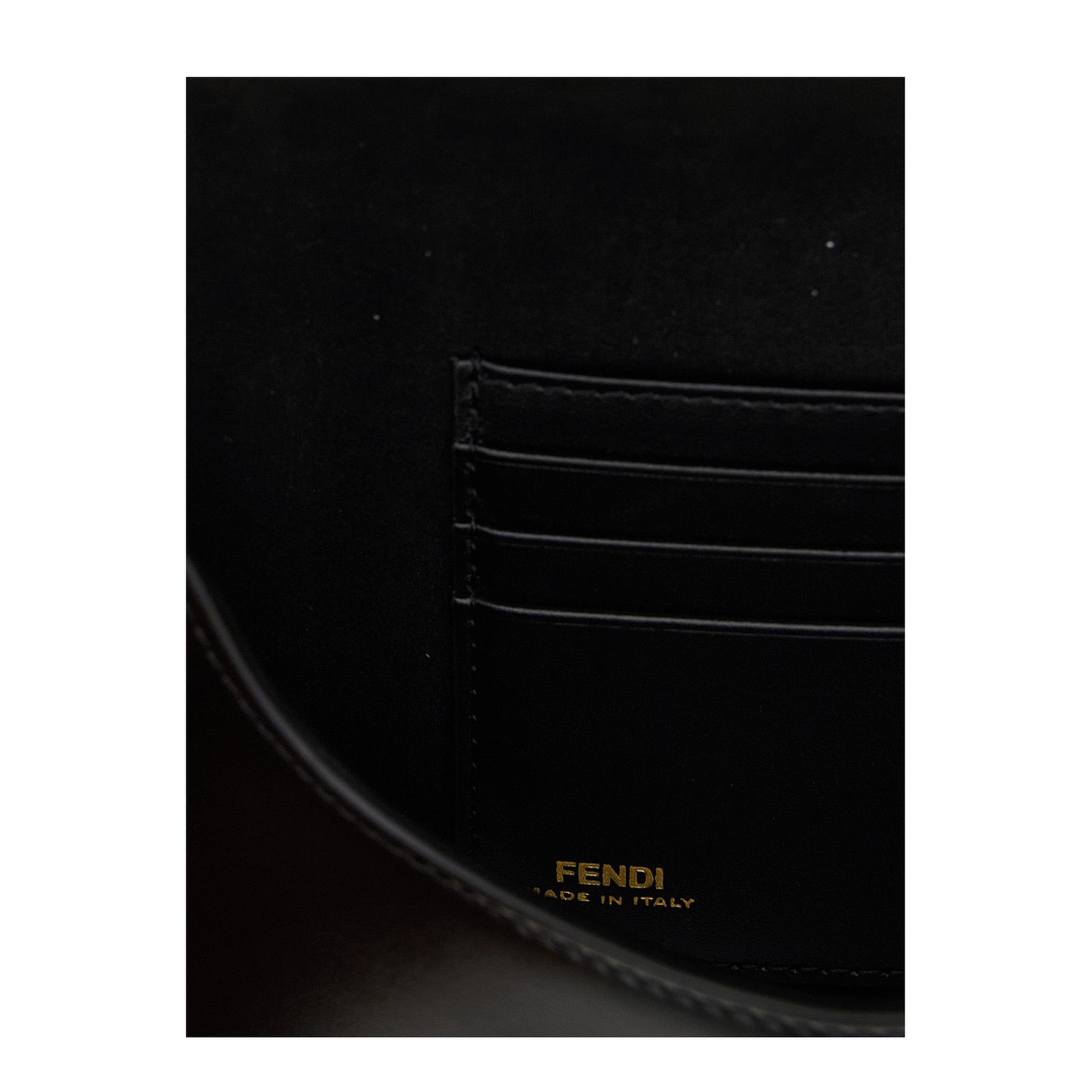 Fendigraphy Wallet on Chain
Black leather wallet - Image 4