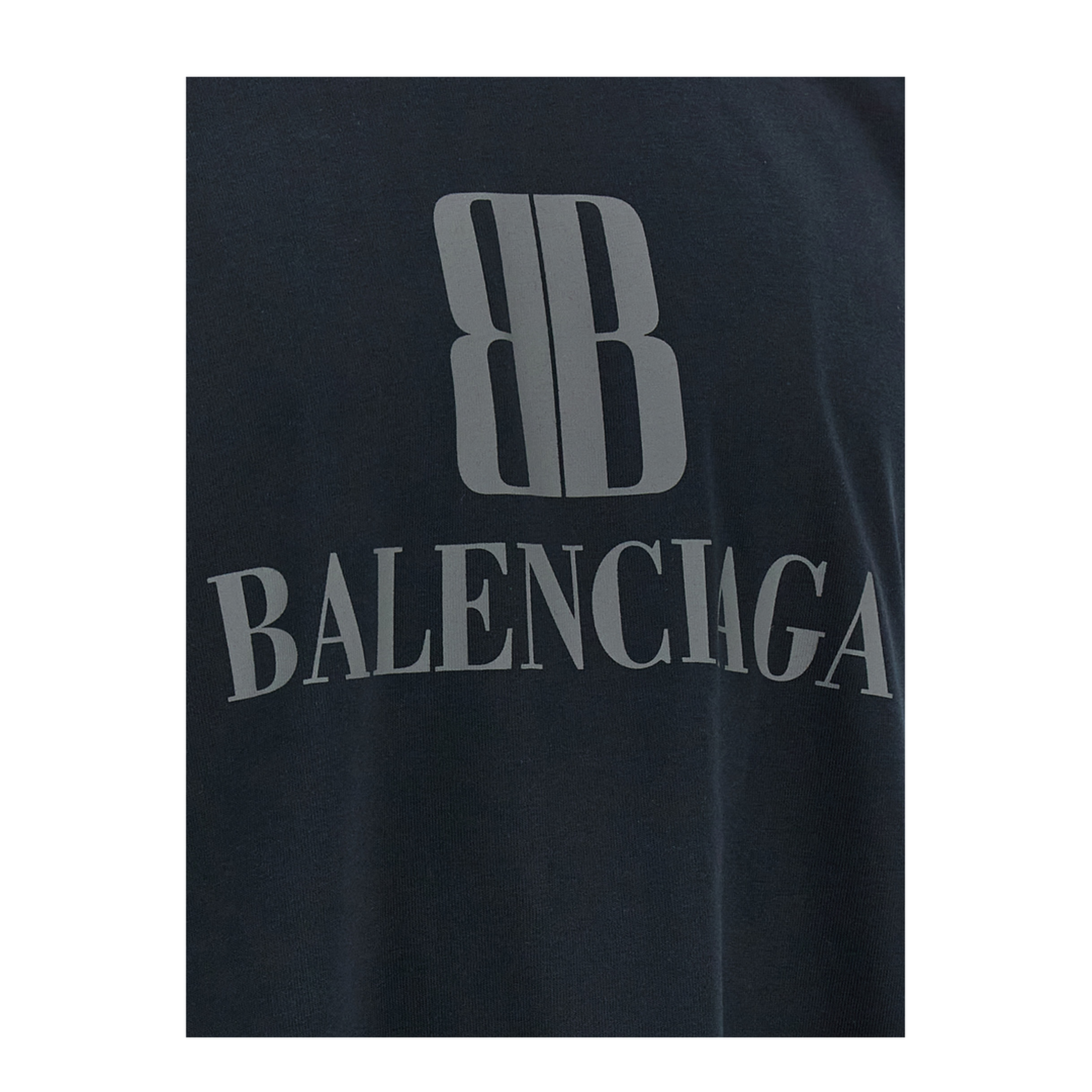 Medium Fit T-Shirt - Image 4