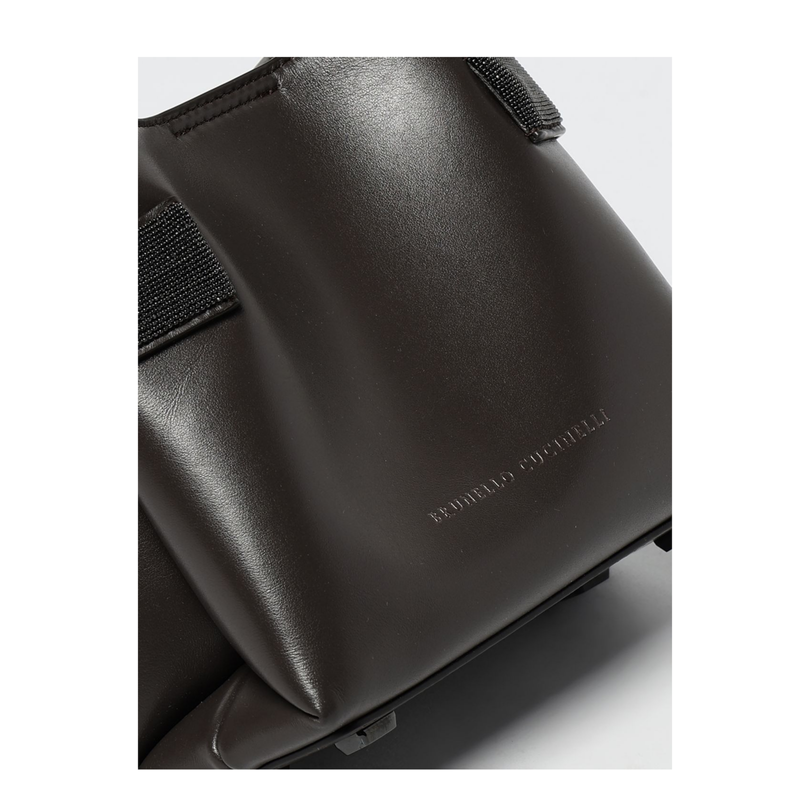 Essence Bag in Suede with Pendant - Image 4