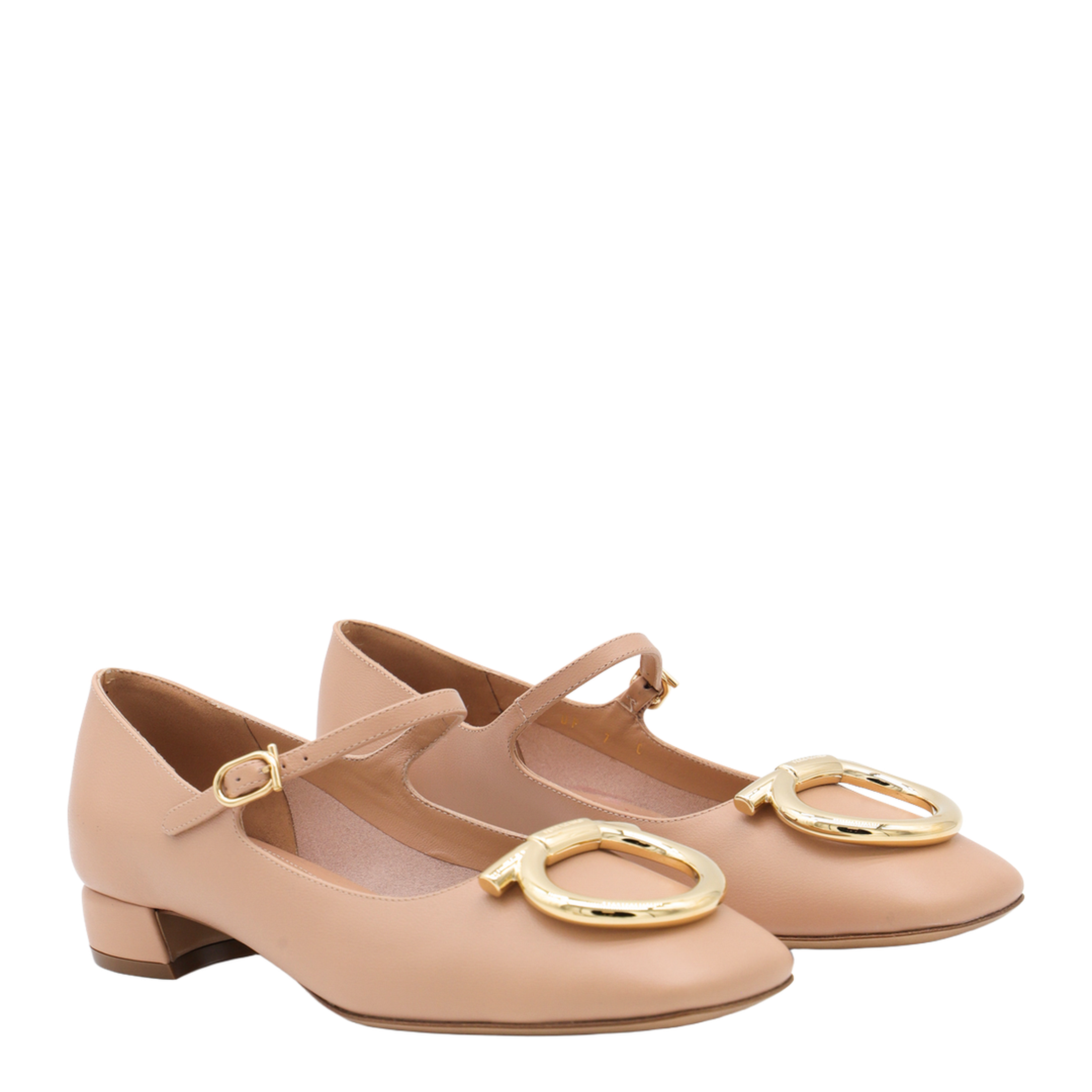 With Heel - Image 3