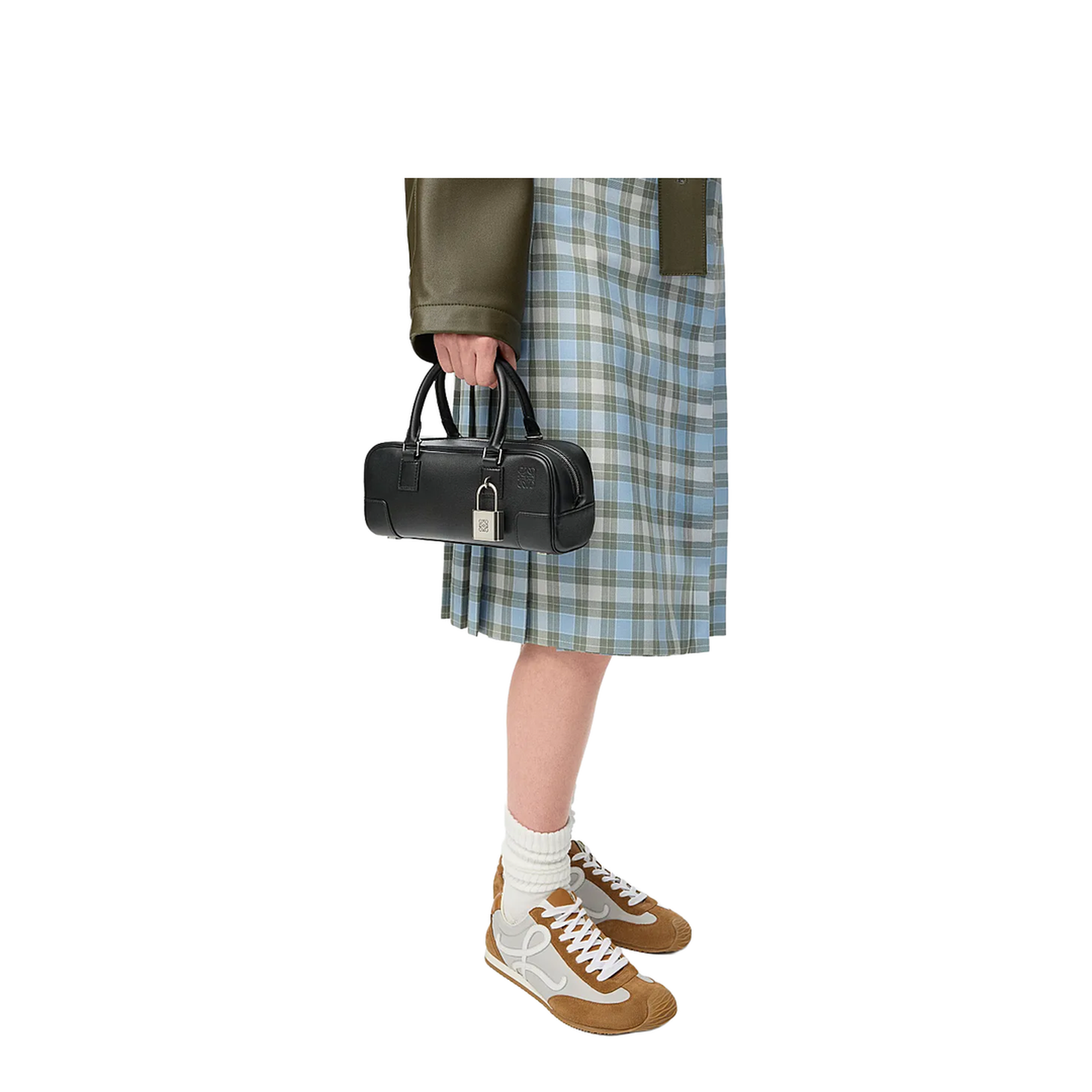 Cropped Bag in Shiny Calfskin Black - Image 5