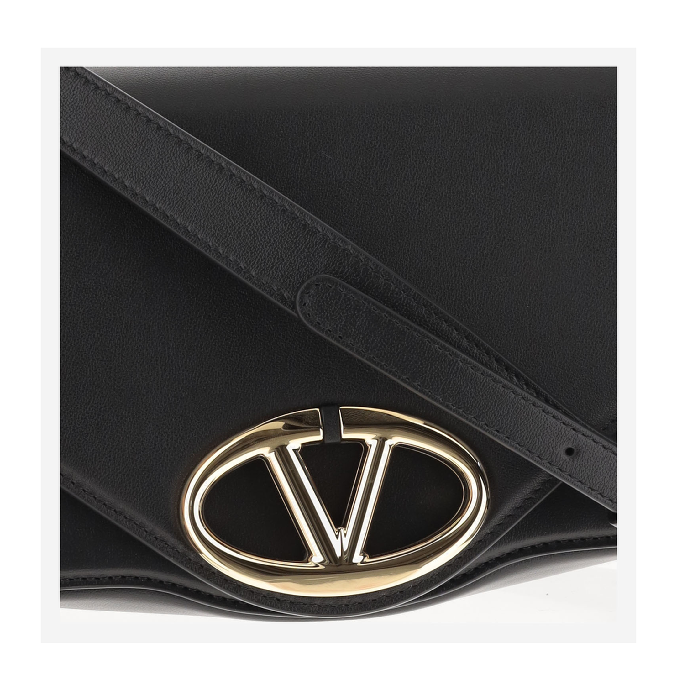 Garavani Crossbody Bag Vlogo Signature - Image 4