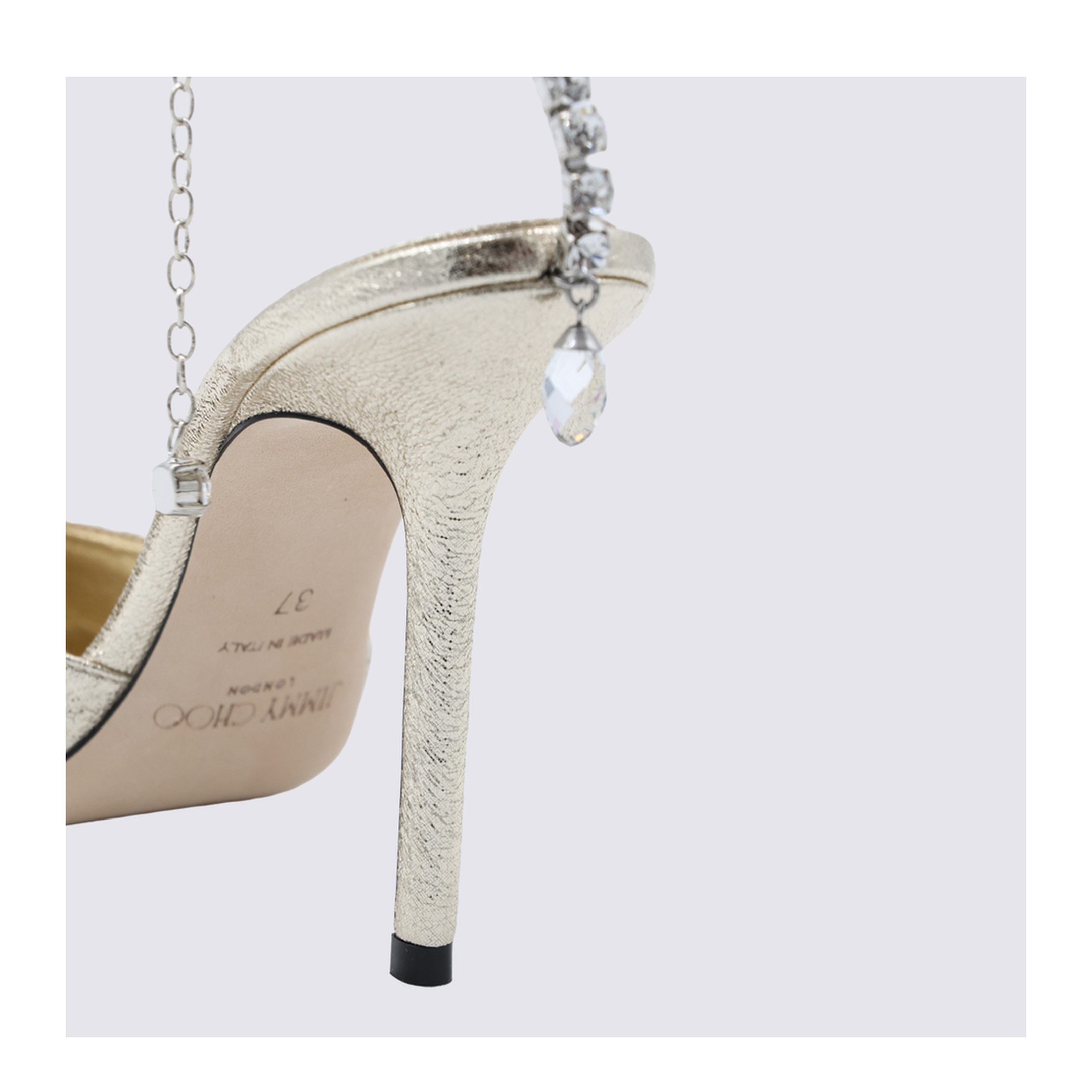 With Heel - Image 8