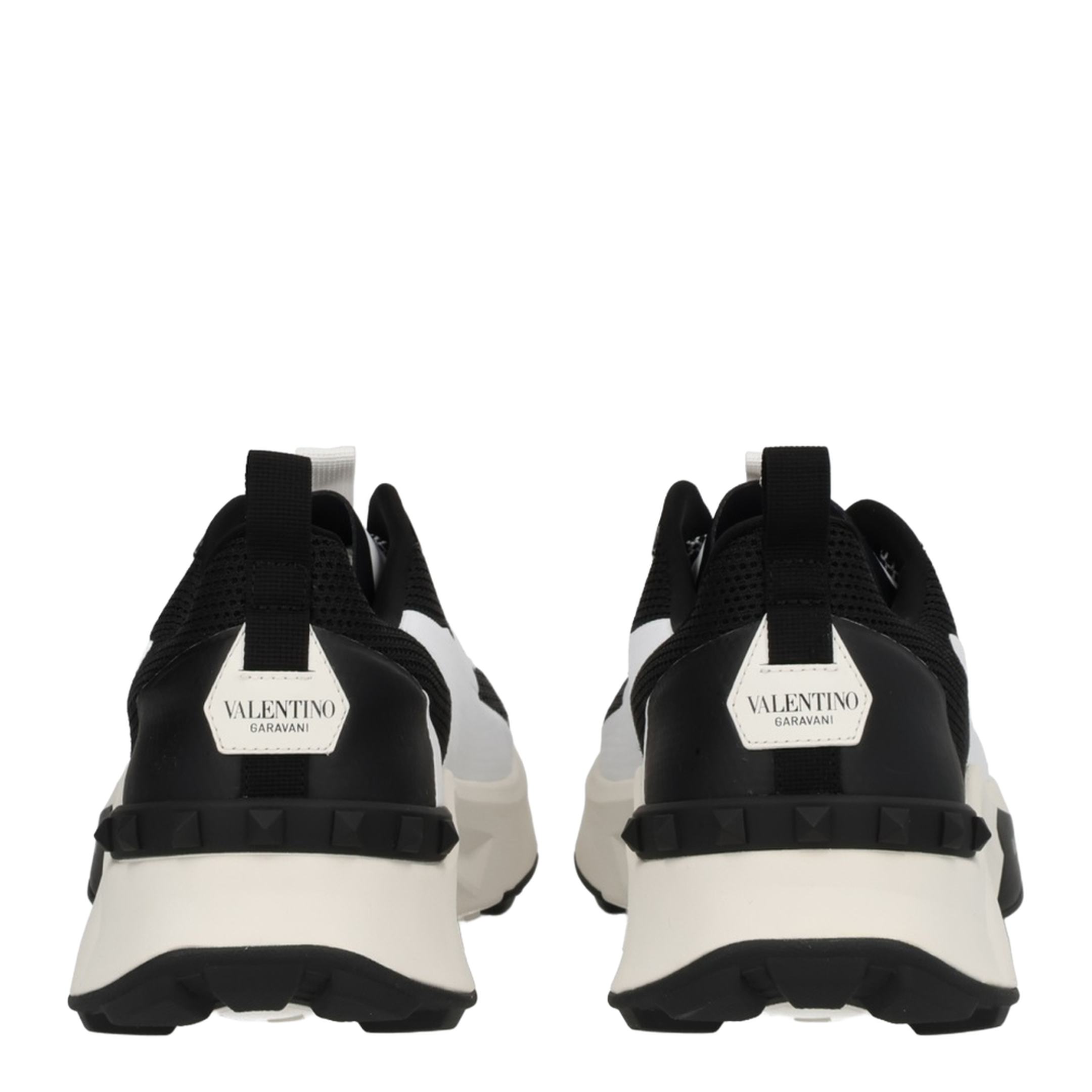 True Act Sneaker - Image 4