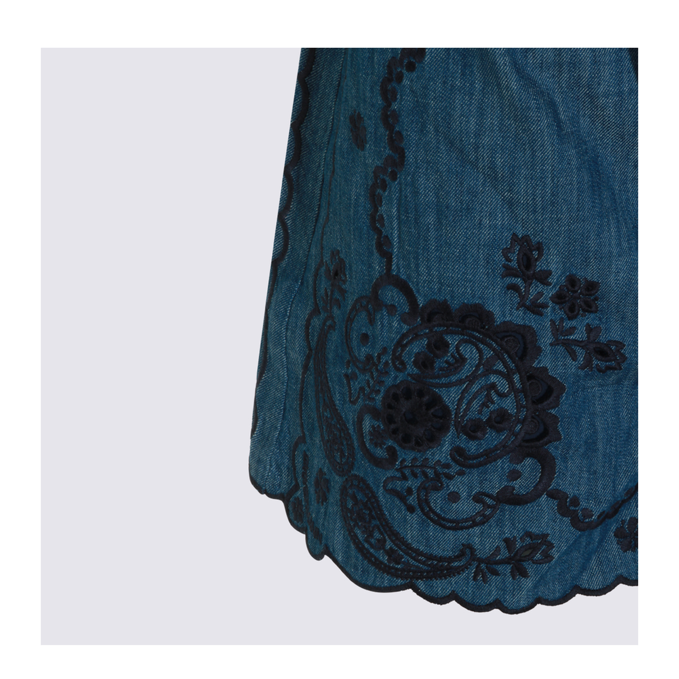 Shorts - Image 8