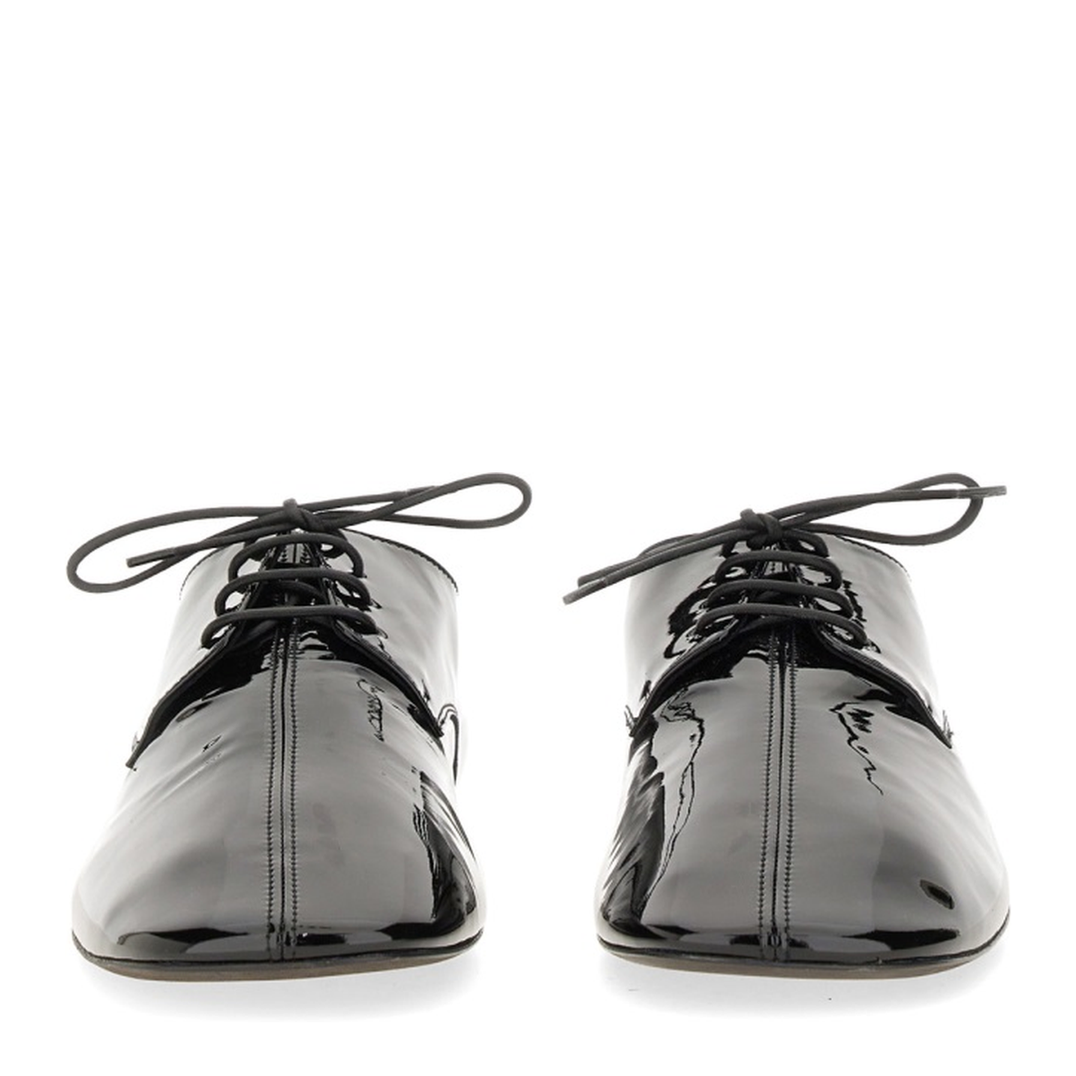 Shiny Leather Lace-Up Shoe - Image 4