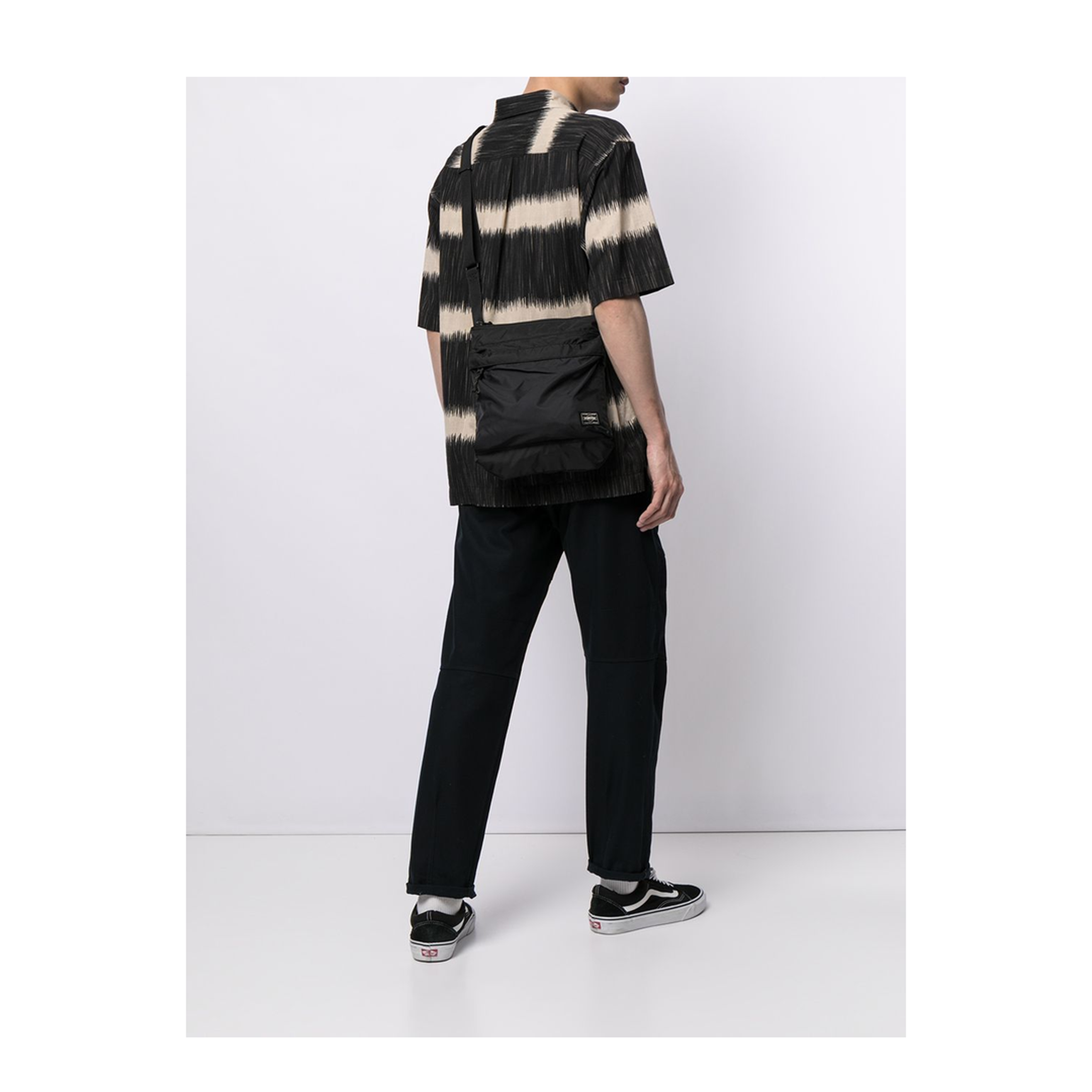 Force Medium Nylon Shoulder Bag - Black - Image 2