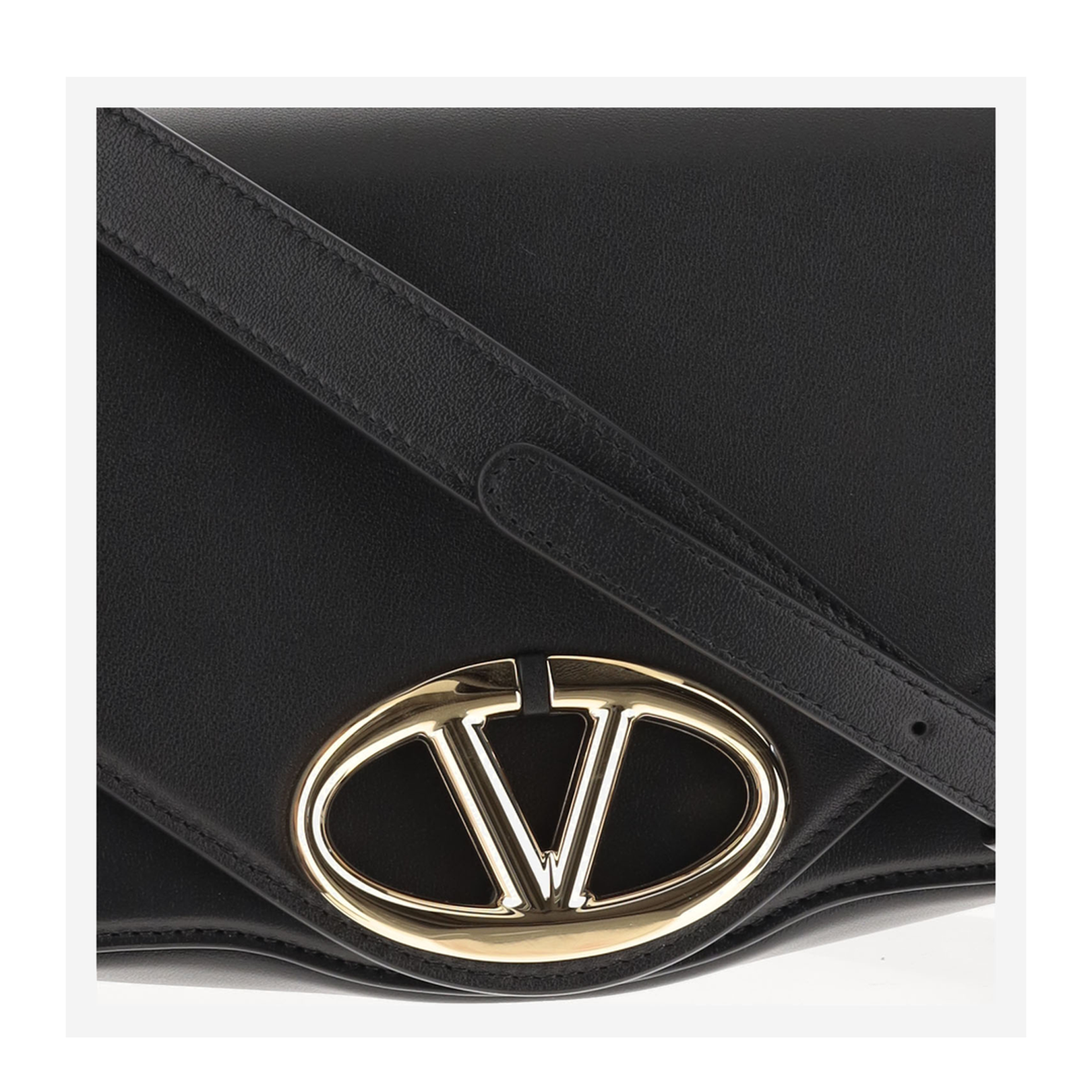 Garavani Crossbody Bag Vlogo Signature - Image 4