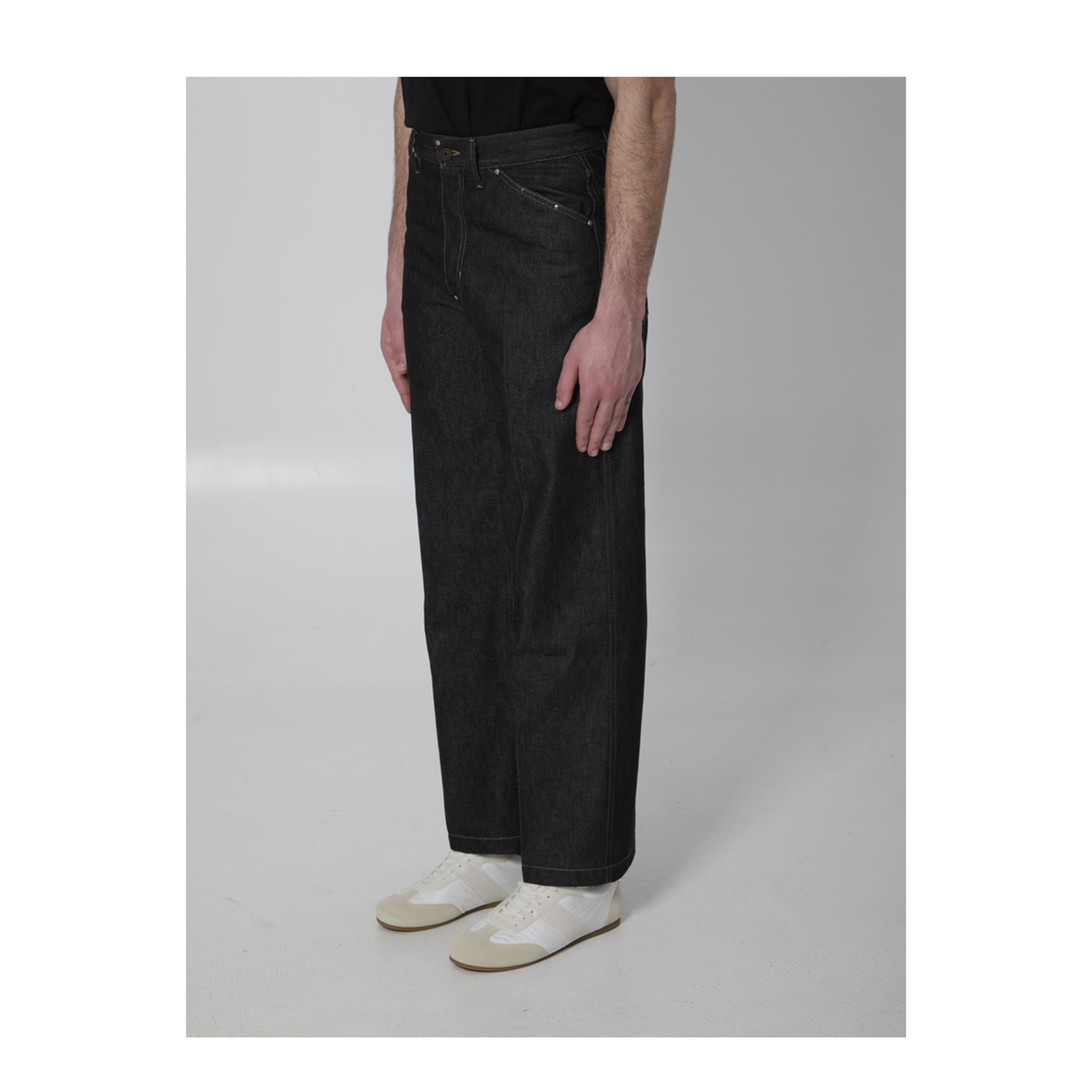 Wide-Leg Jeans With Studs - Image 2