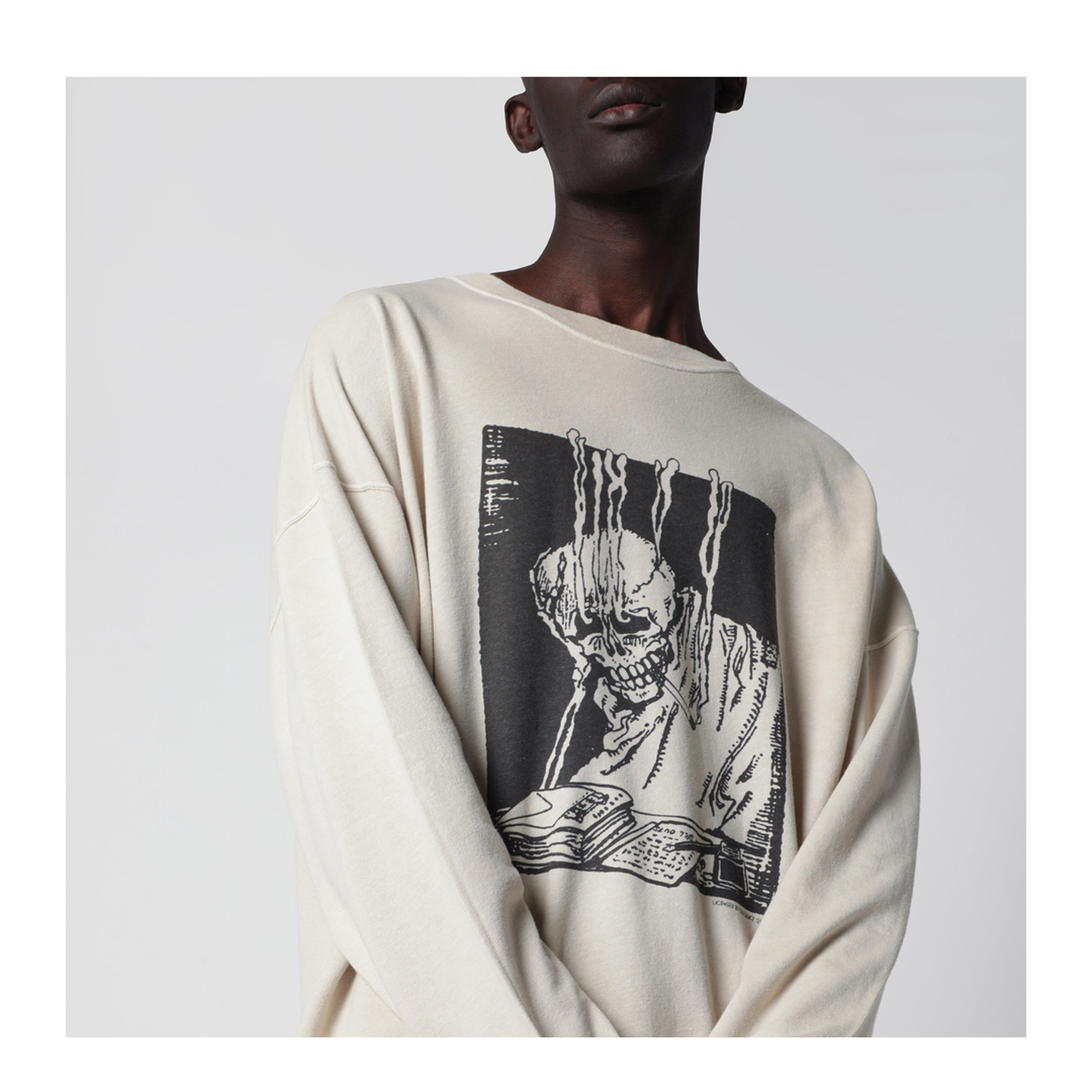 Slack Sweatshirt with Angry Fan Mail Print in Black - Image 2