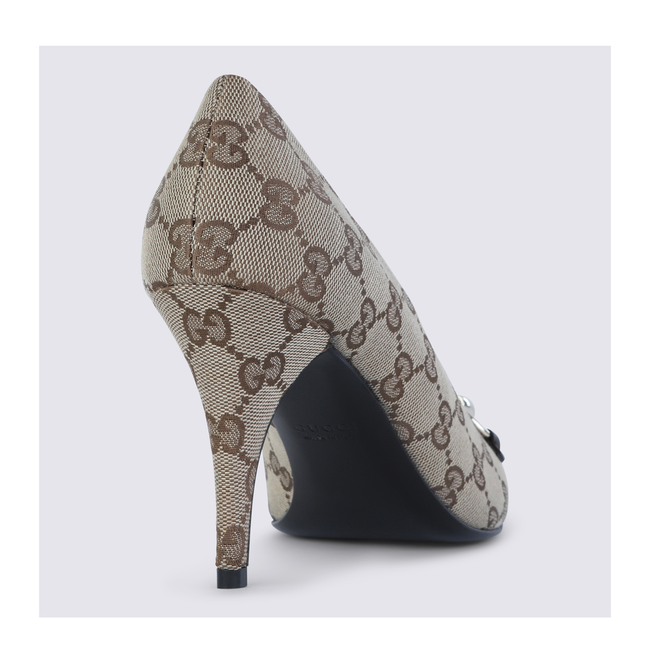 With Heel - Image 5