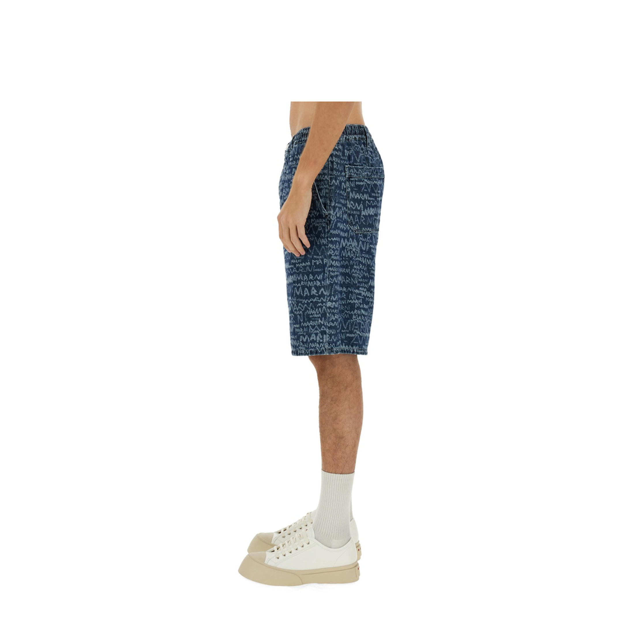 Short in Denim - Image 4