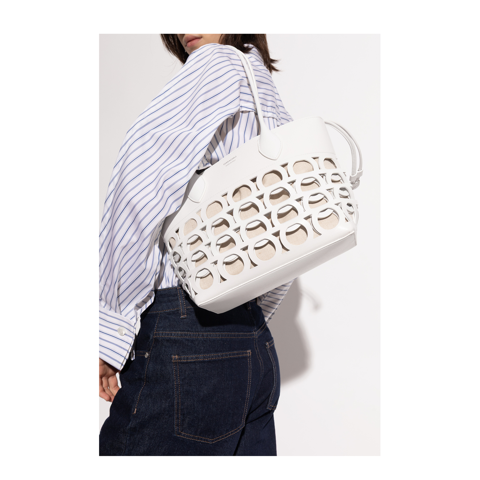 Gancini Medium Tote Bag Leather White - Image 2