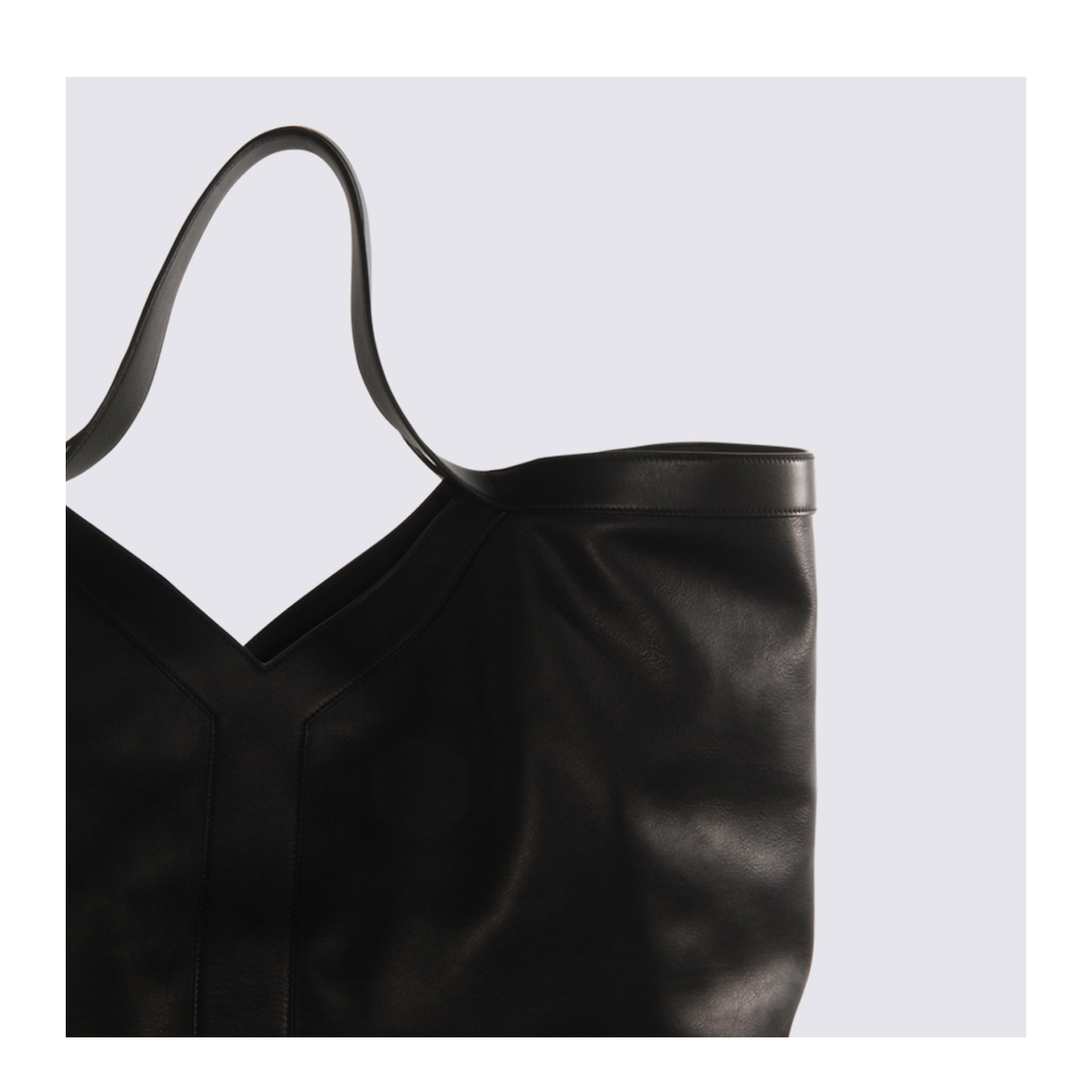 Y Maxi Tote in Grained Leather - Image 7