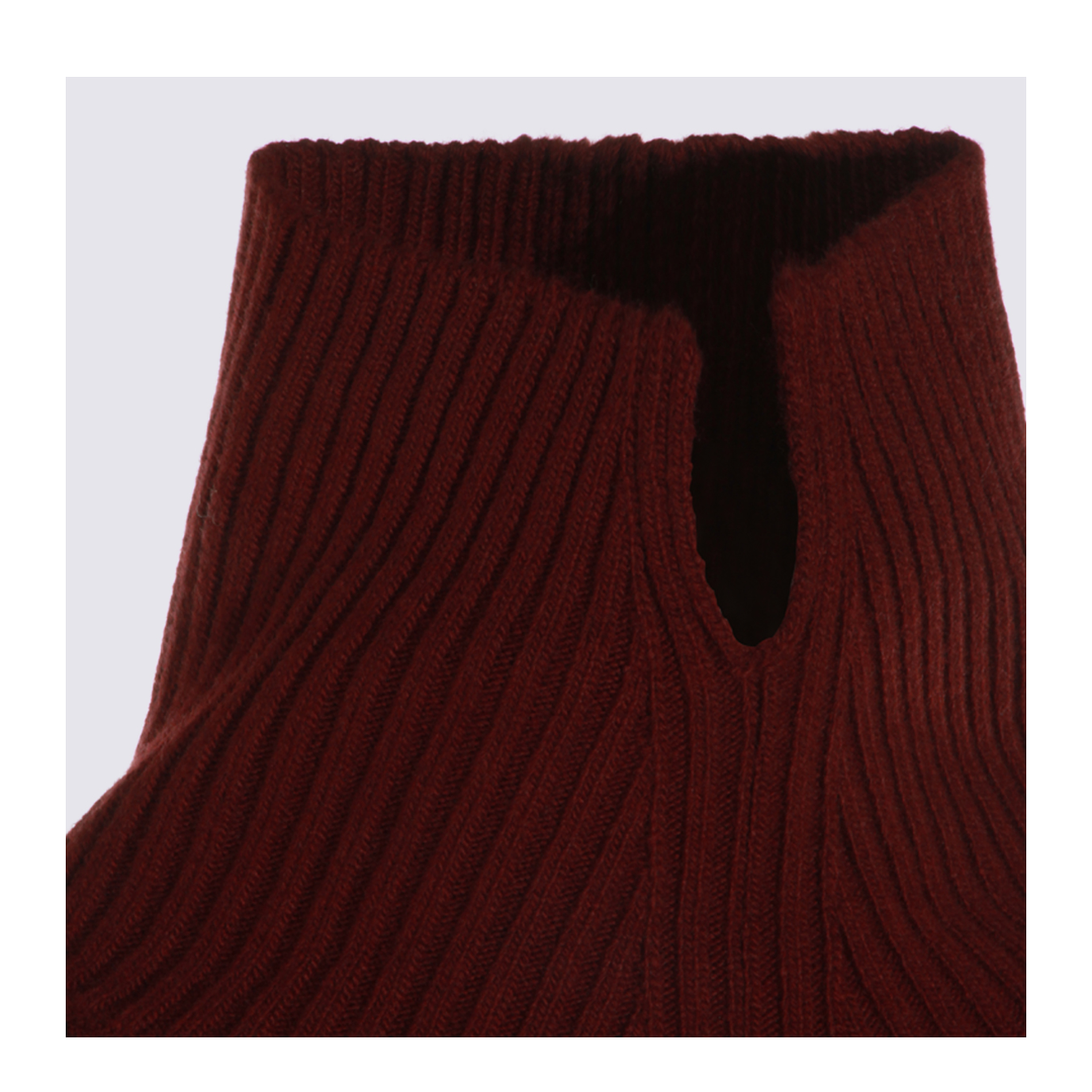 Sweaters - Image 5