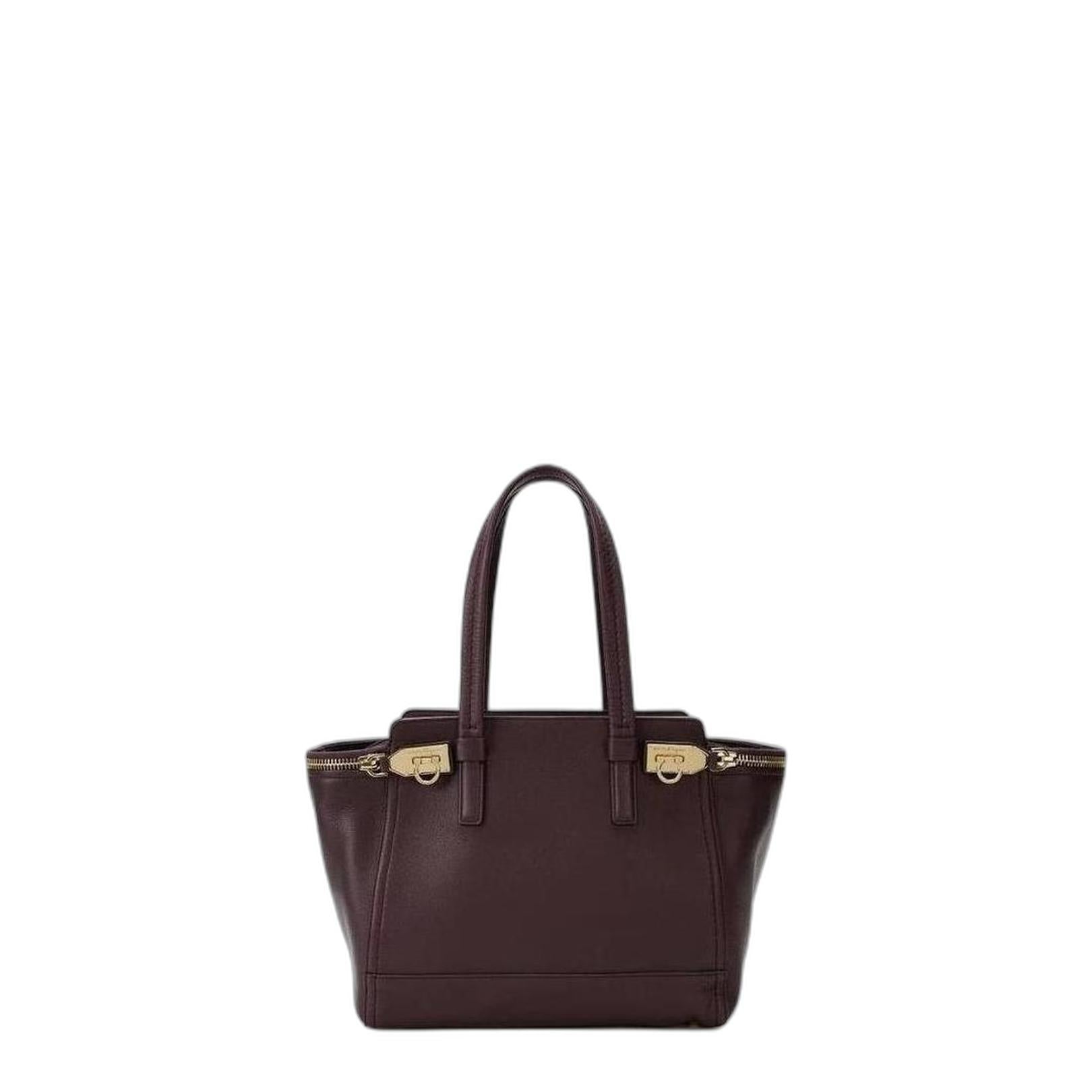 Women's Handbag - Image 1