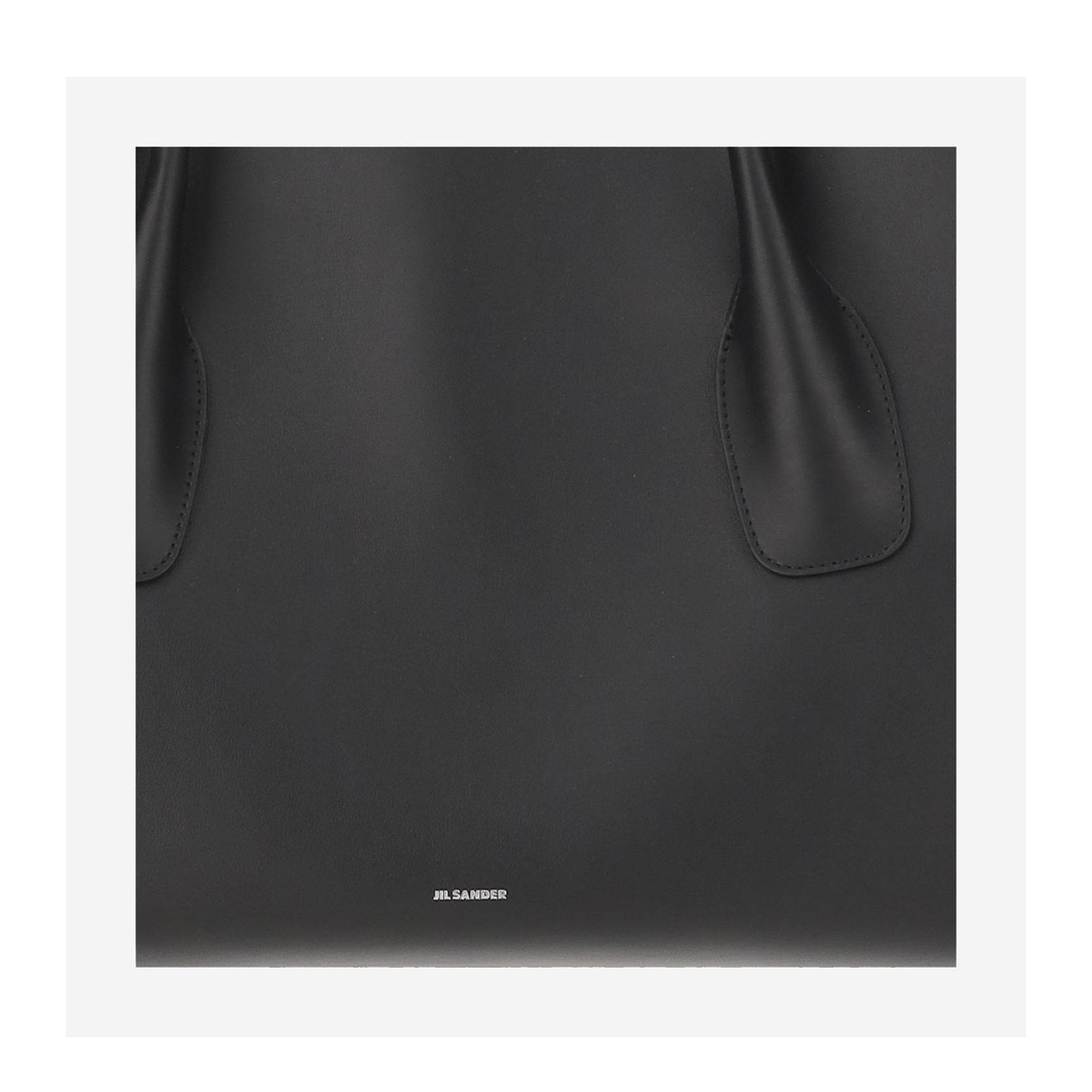 Medium Voyage Shoulder Bag - Image 4